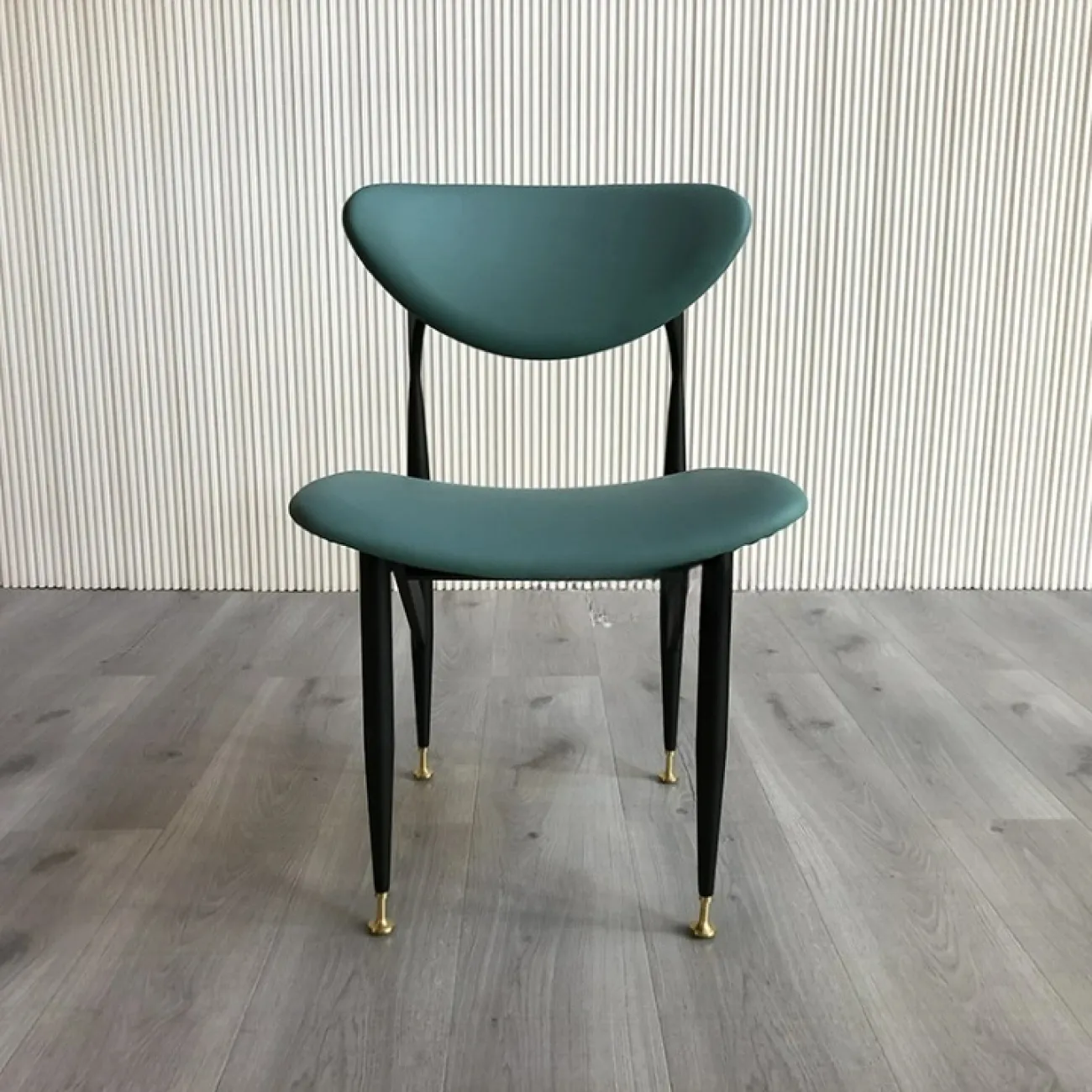 Удобный стул Mozuo из металла ST39724-32