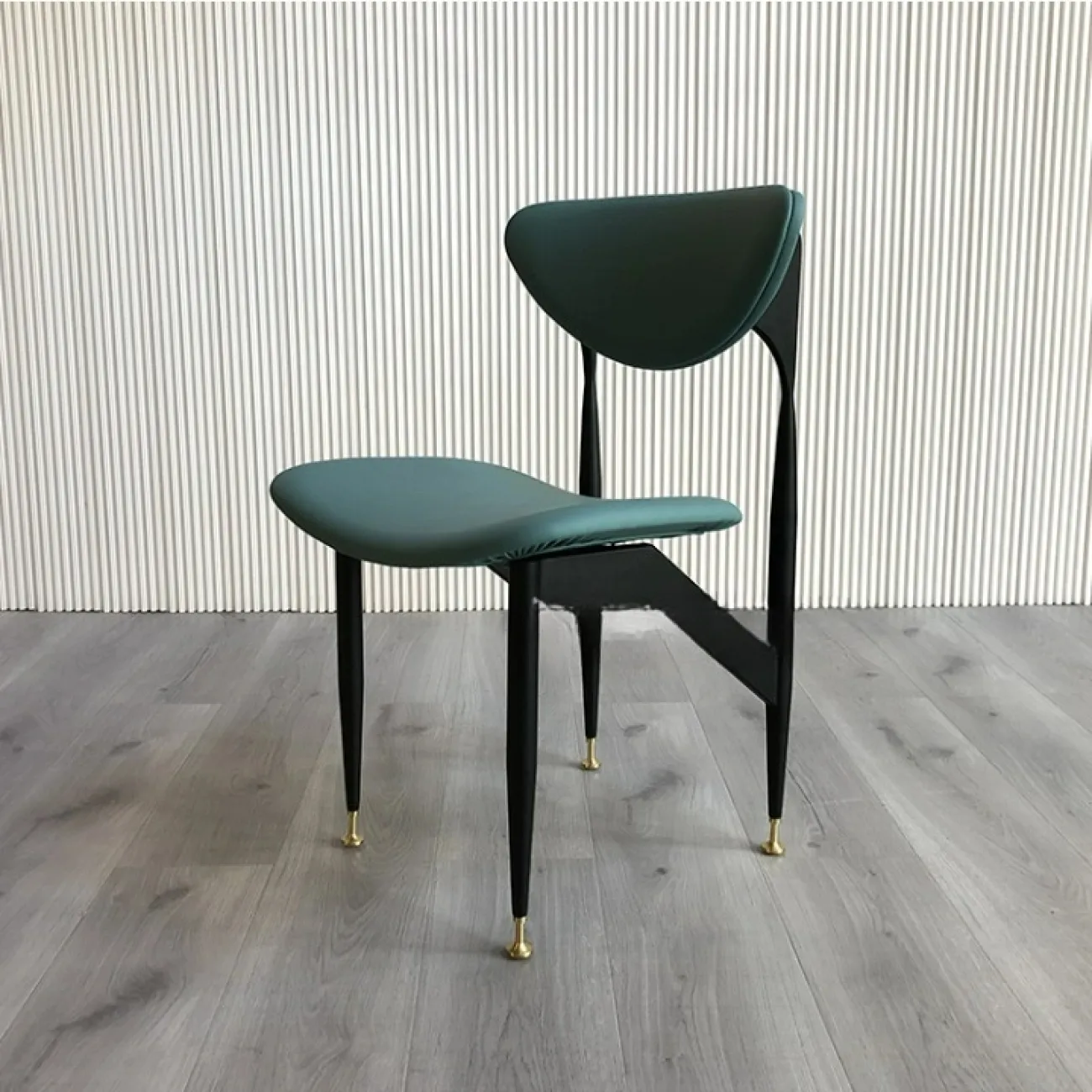 Удобный стул Mozuo из металла ST39724-32