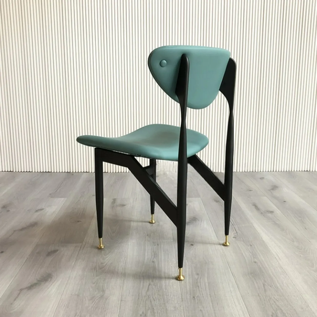 Удобный стул Mozuo из металла ST39724-32