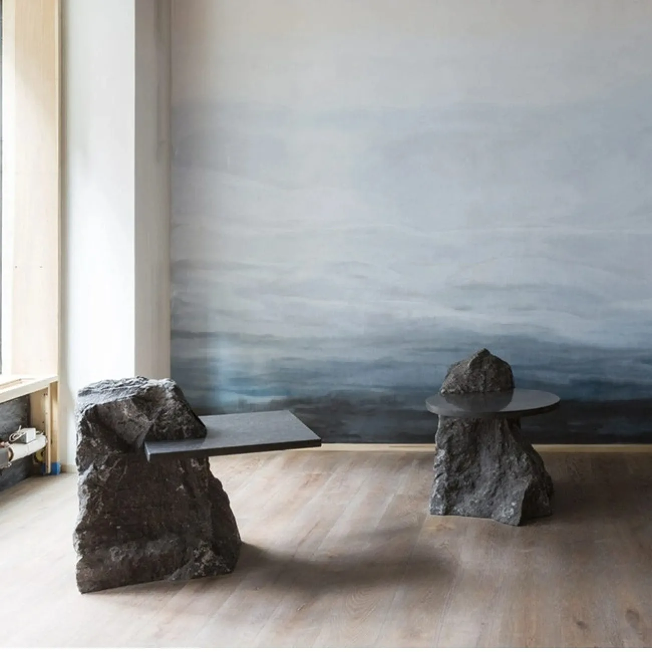 Оригинальный журнальный столик Mozuo из стеклопластика и мрамора JS39727-32 Оригинальный журнальный столик Mozuo из стеклопластика и мрамора JS39727-32