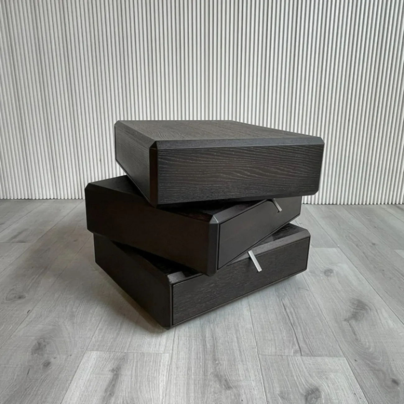 Оригинальная прикроватная тумба Minicum из дерева PT39752-32