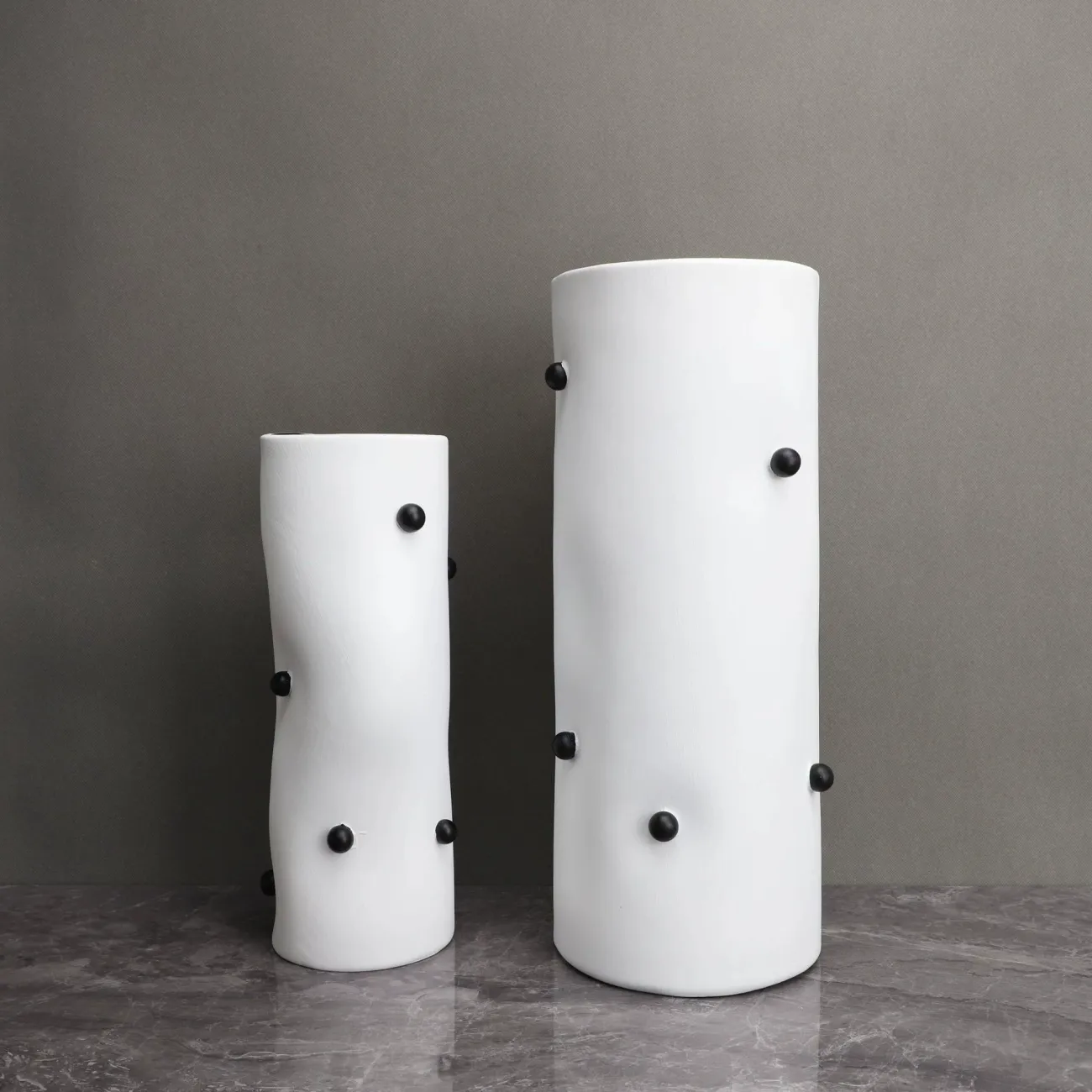 Оригинальная настольная ваза OTEIZA из керамики VZ39767-32