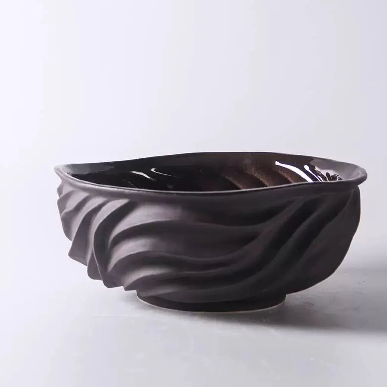 Элегантная вазочка OTEIZA из керамики VZ39773-32