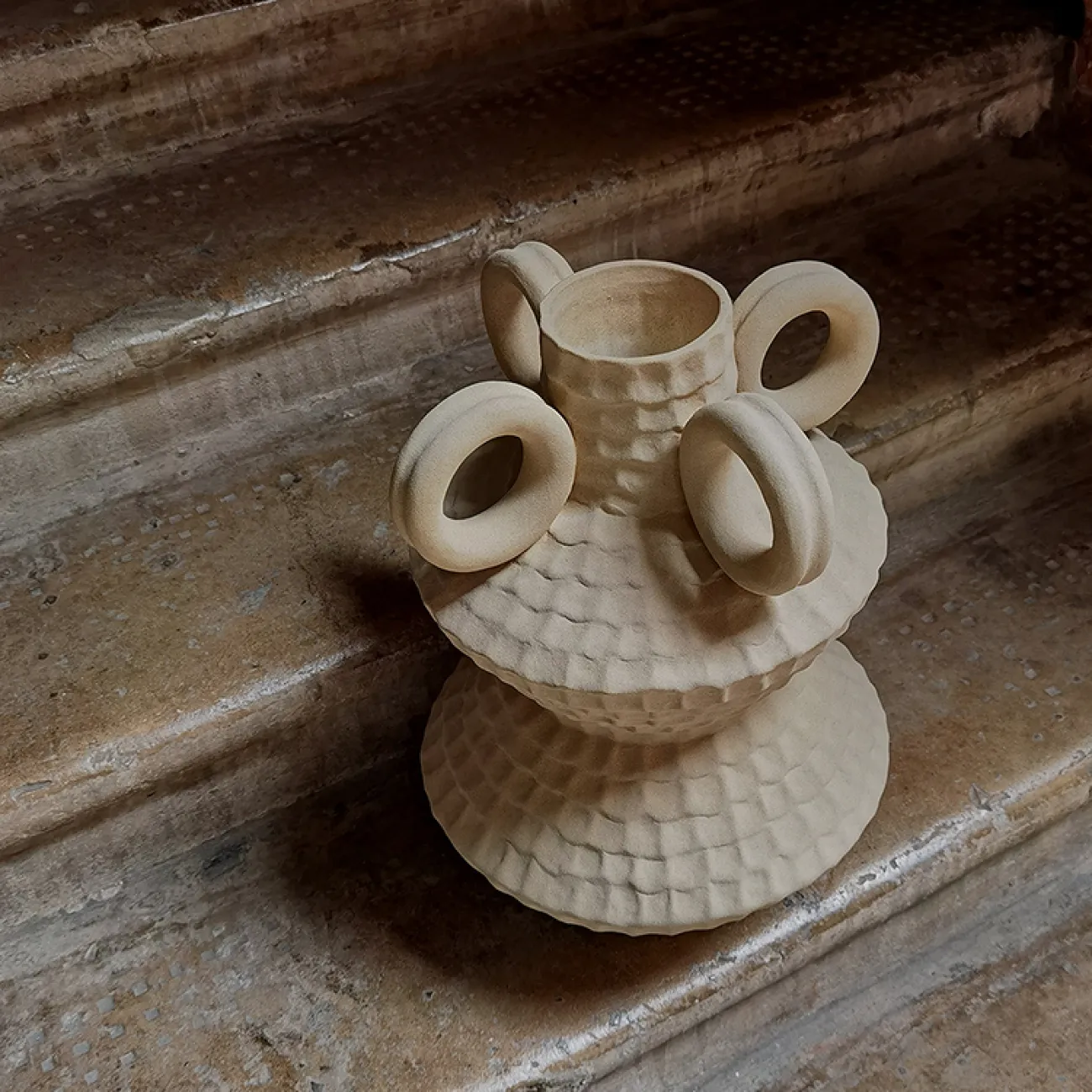 Настольная ваза в греческом стиле OTEIZA из керамики VZ39780-32 Настольная ваза в греческом стиле OTEIZA из керамики VZ39780-32