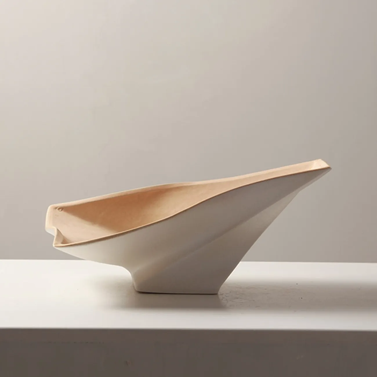 Декоративная вазочка OTEIZA из керамики VZ39788-32 Декоративная вазочка OTEIZA из керамики VZ39788-32