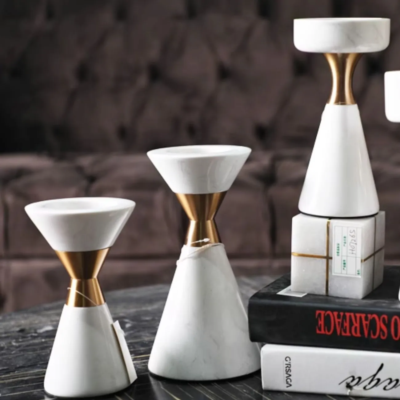 Изящный подсвечник OTEIZA из мрамора PS39811-32 Изящный подсвечник OTEIZA из мрамора PS39811-32