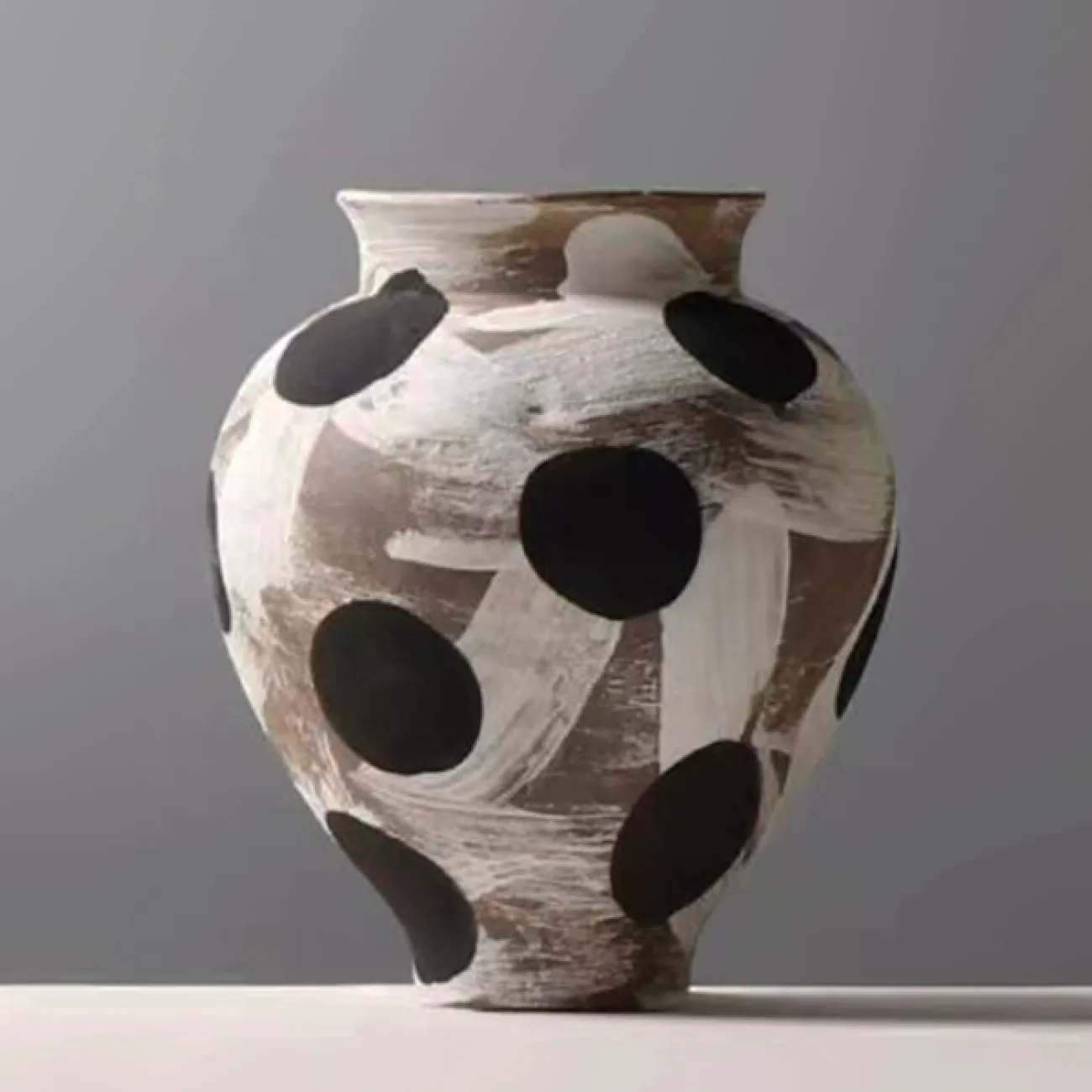 Оригинальная ваза OTEIZA из смолы VZ39814-32