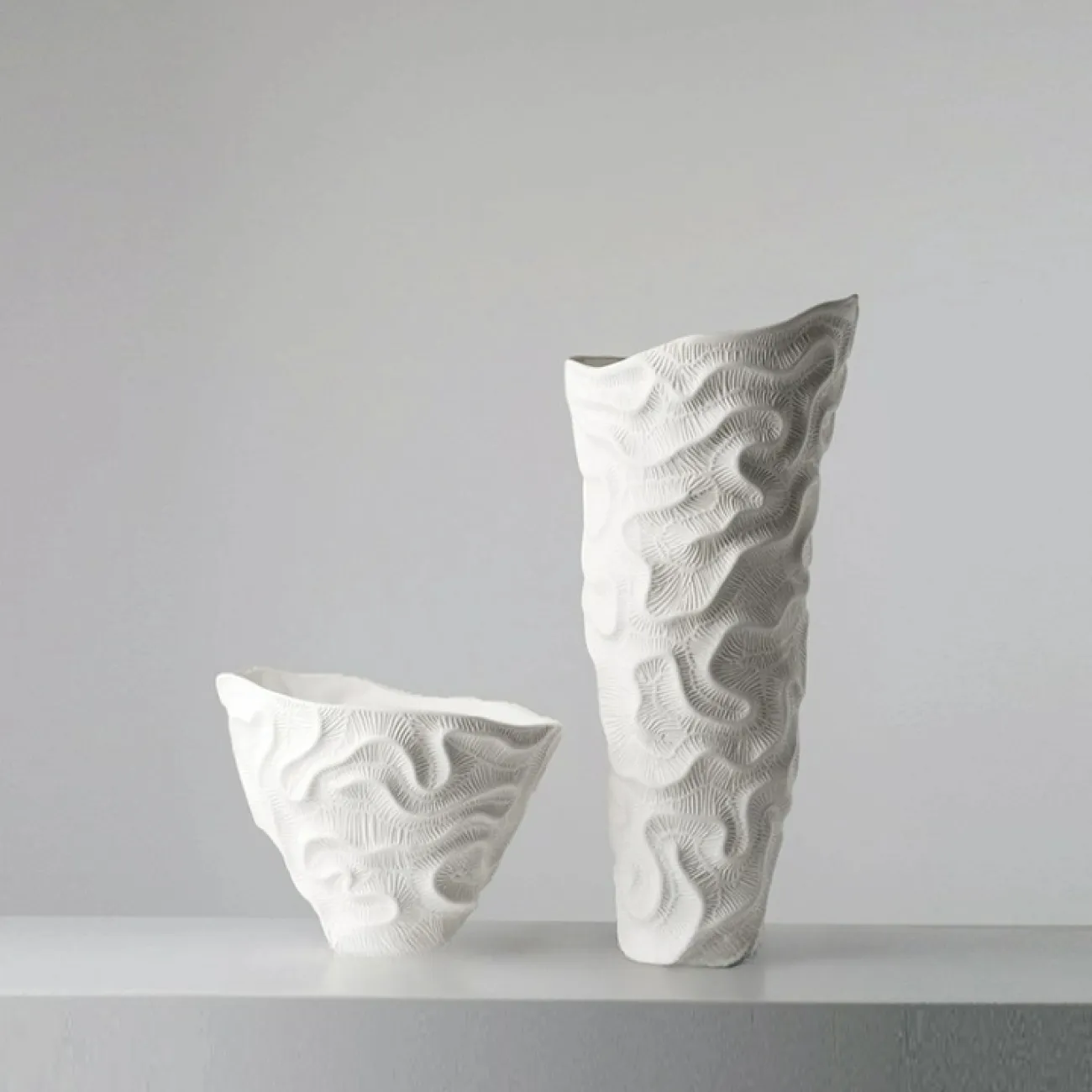 Изящная ваза OTEIZA из керамического фарфора VZ39821-32 Изящная ваза OTEIZA из керамического фарфора VZ39821-32