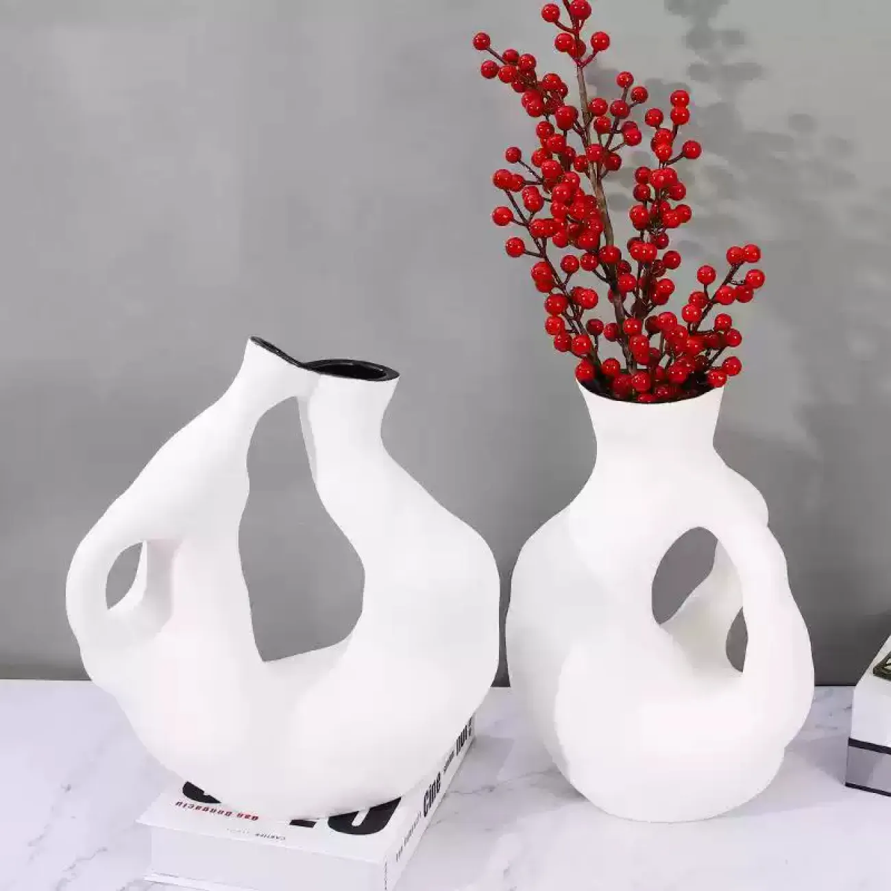 Изящная ваза OTEIZA из керамического фарфора VZ39821-32 Изящная ваза OTEIZA из керамического фарфора VZ39821-32