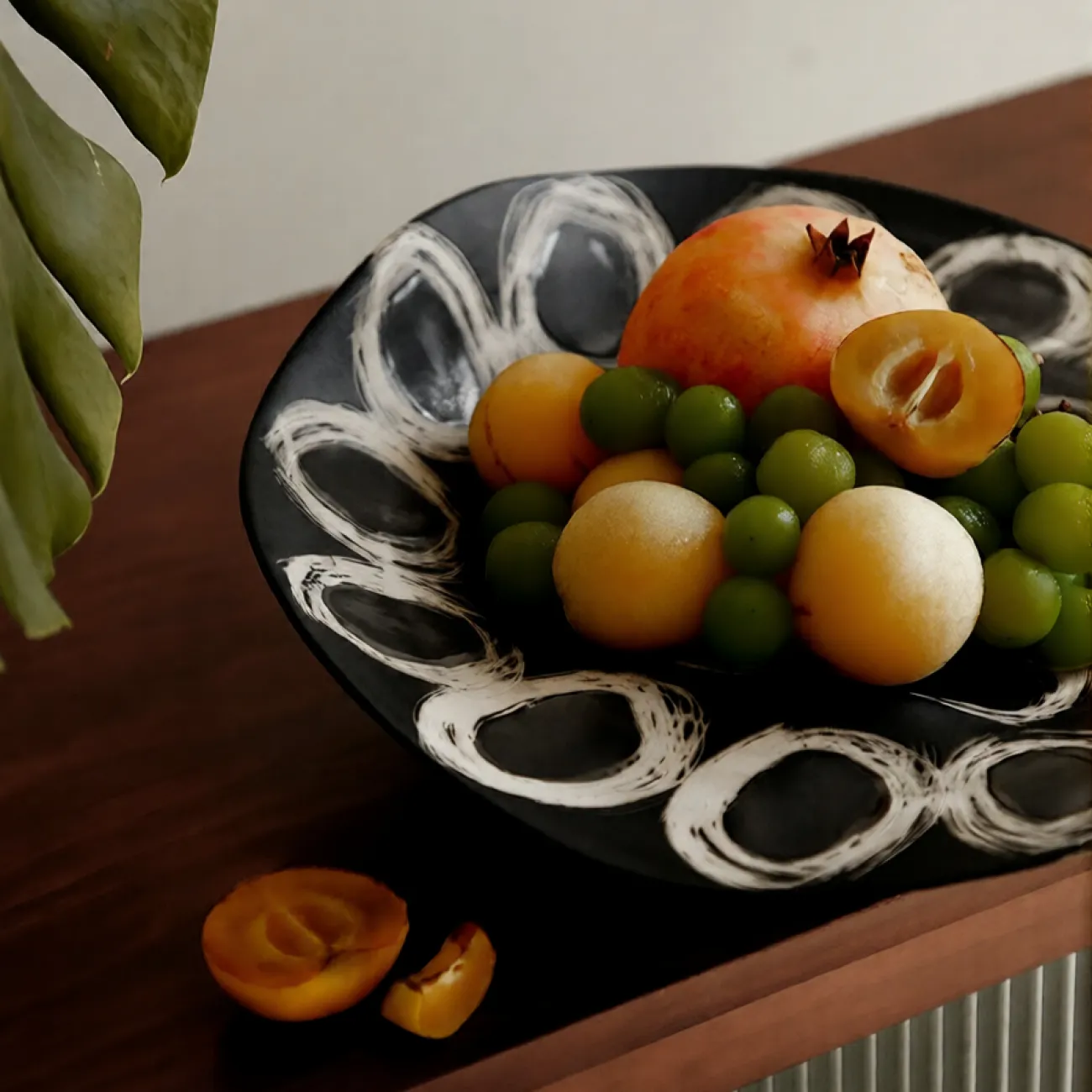 Дизайнерское блюдо Vavinci от LaLume из керамики FZ40261-32 Дизайнерское блюдо Vavinci от LaLume из керамики FZ40261-32