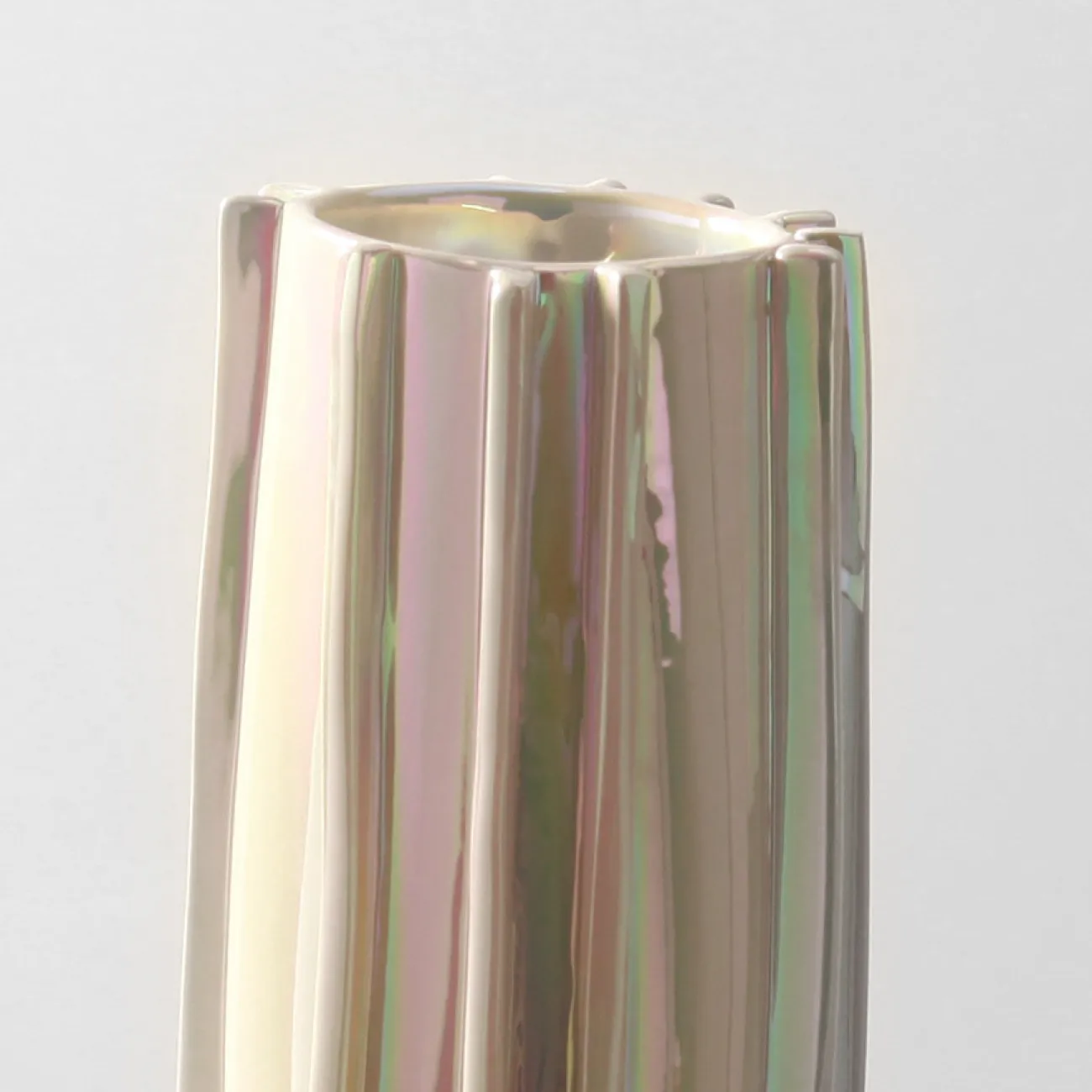 Фактурная ваза Vavinci от LaLume из керамики VZ40263-32 Фактурная ваза Vavinci от LaLume из керамики VZ40263-32