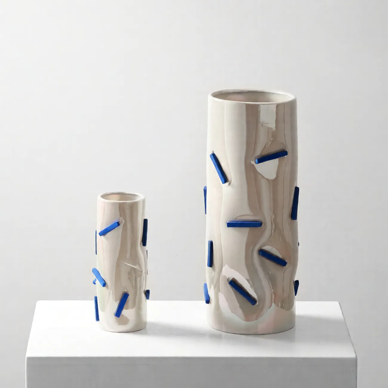  Дизайнерская ваза Vavinci от LaLume из керамики VZ40265-32