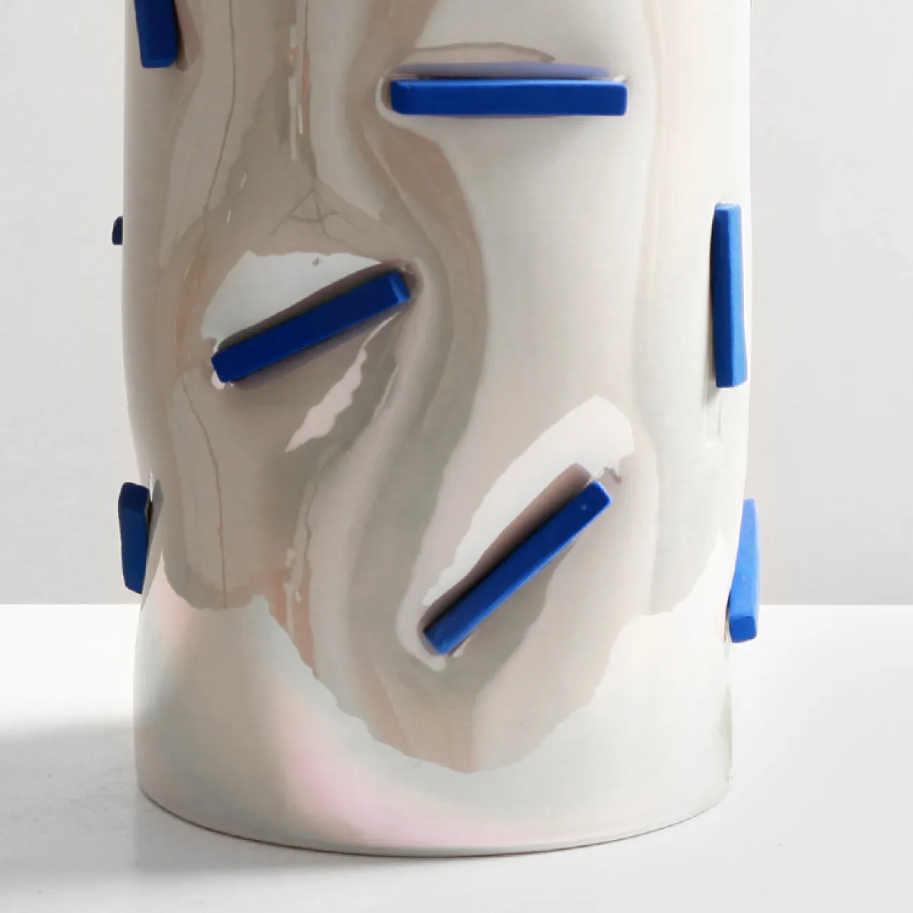  Дизайнерская ваза Vavinci от LaLume из керамики VZ40265-32