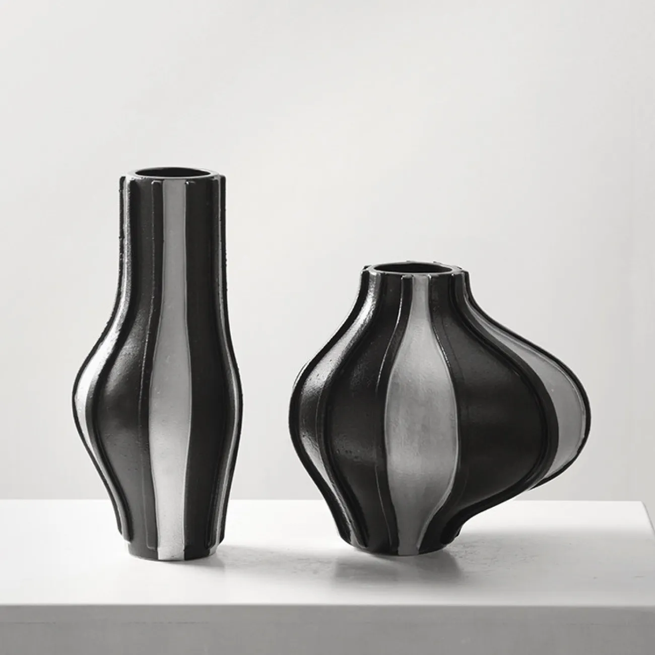  Дизайнерская ваза Vavinci от LaLume из керамики VZ40266-32