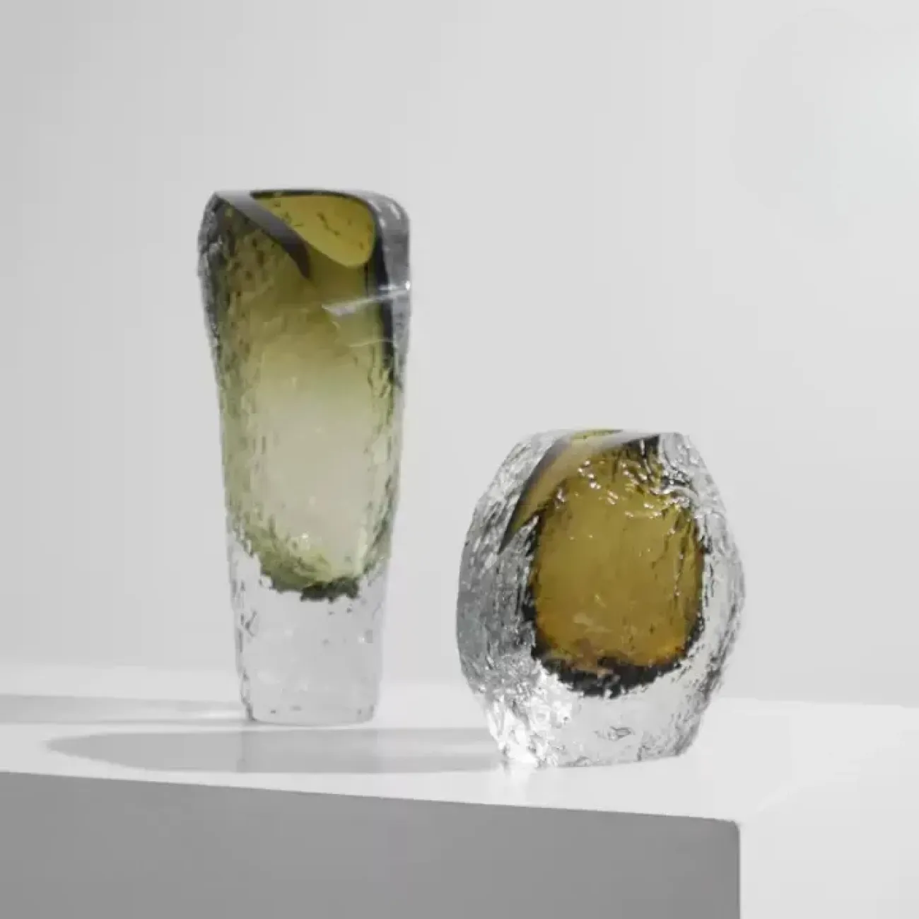 Красивая фактурная ваза Vavinci от LaLume из стекла VZ40271-32 Красивая фактурная ваза Vavinci от LaLume из стекла VZ40271-32