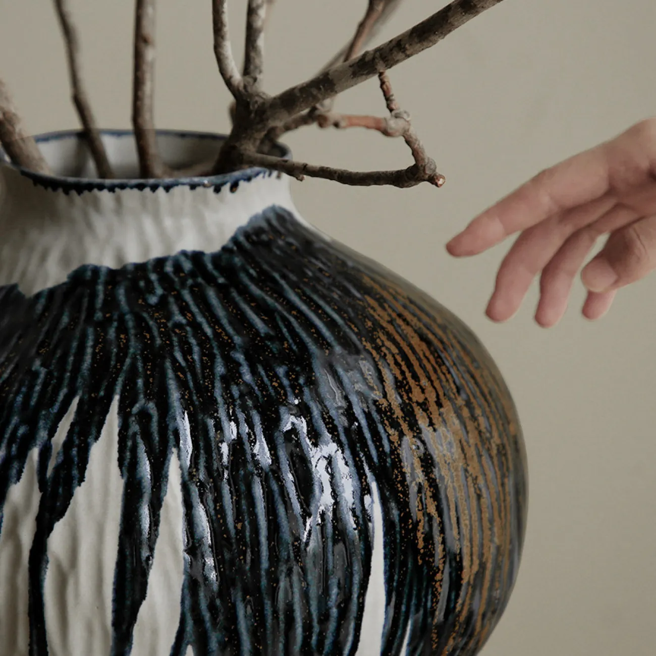 Роскошная ваза Vavinci от LaLume из керамики VZ40272-32 Роскошная ваза Vavinci от LaLume из керамики VZ40272-32