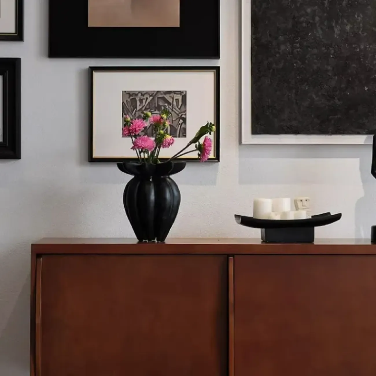 Оригинальная ваза White Lily от LaLume из пластика со стекловолокном VZ40278-32