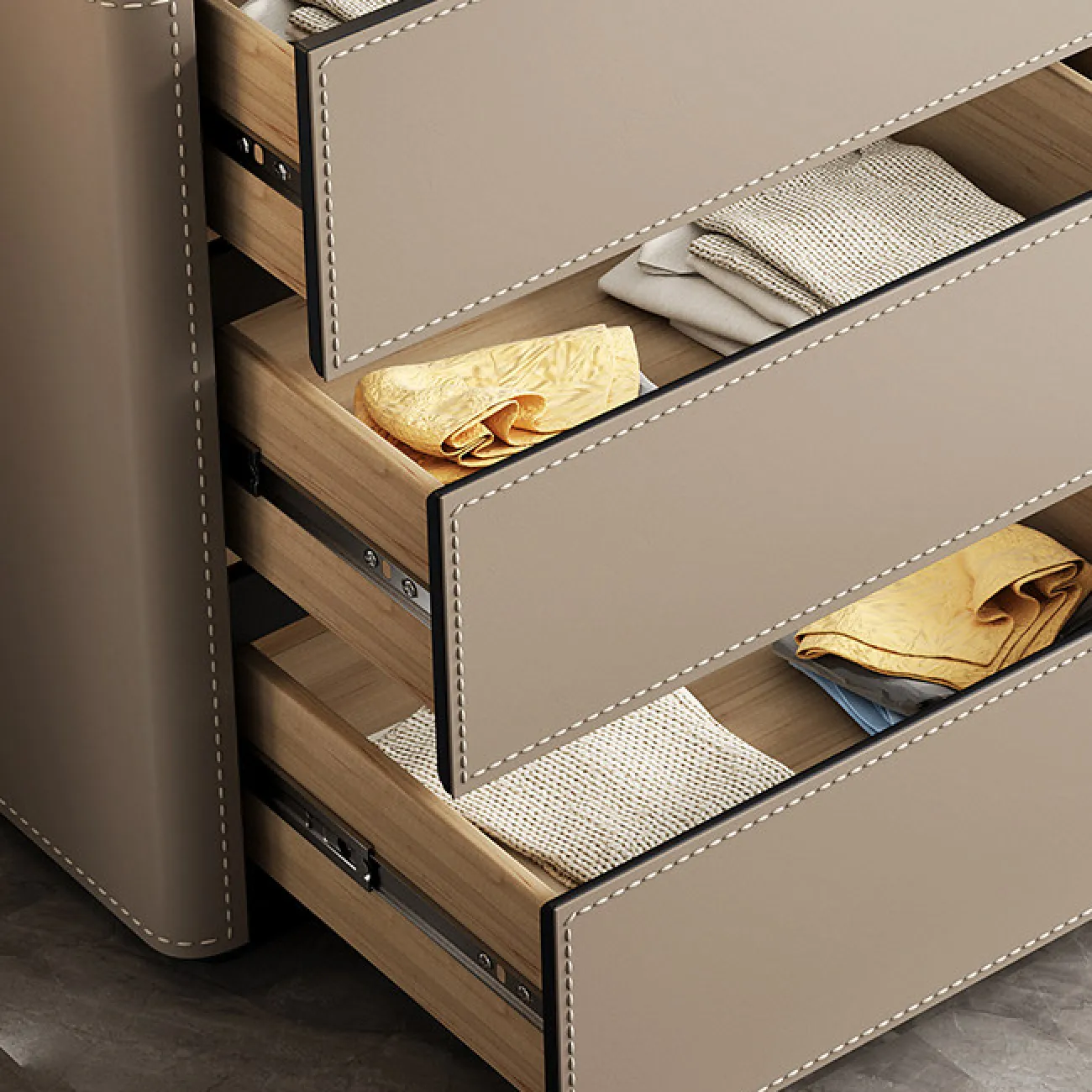 Классический комод Carat от LaLume с обивкой из кожи KD40283-32