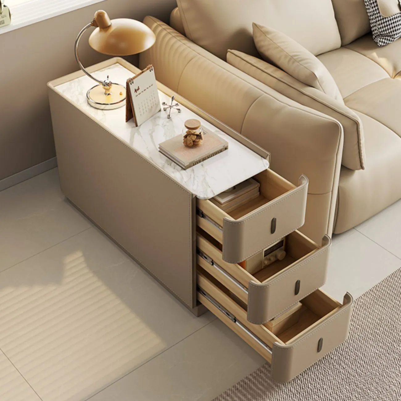 Удобный боковой комод Carat с кожаной обивкой KD40288-32 Удобный боковой комод Carat с кожаной обивкой KD40288-32