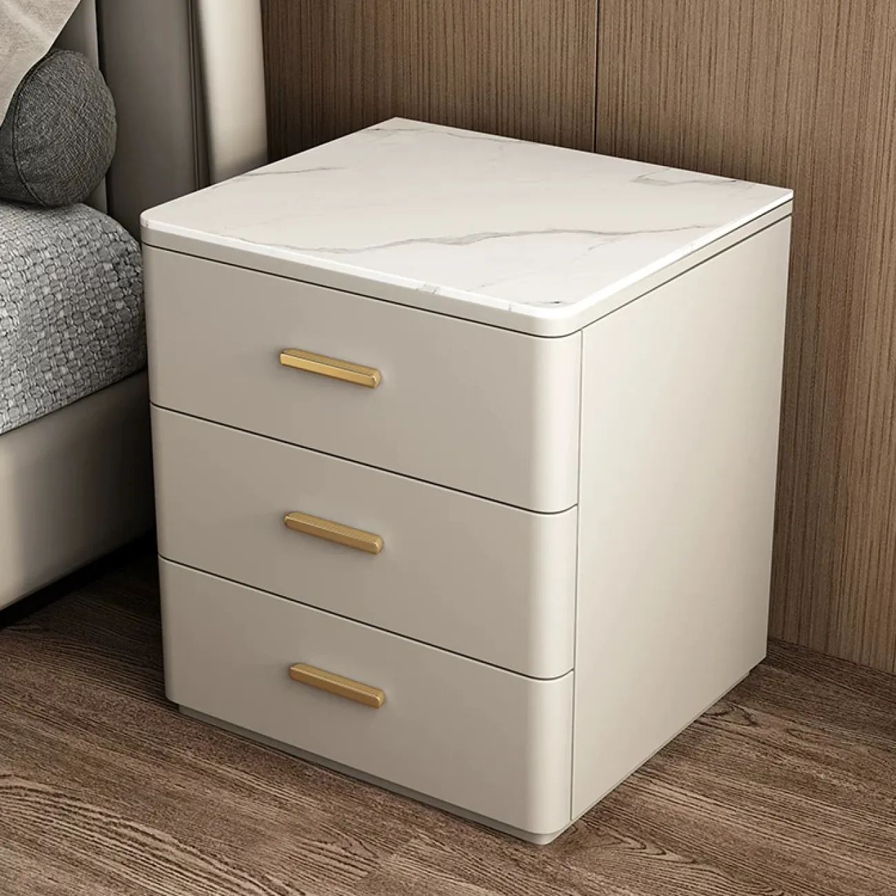 Классическая прикроватная тумба Carat от LaLume с обивкой из кожи KD40292-32