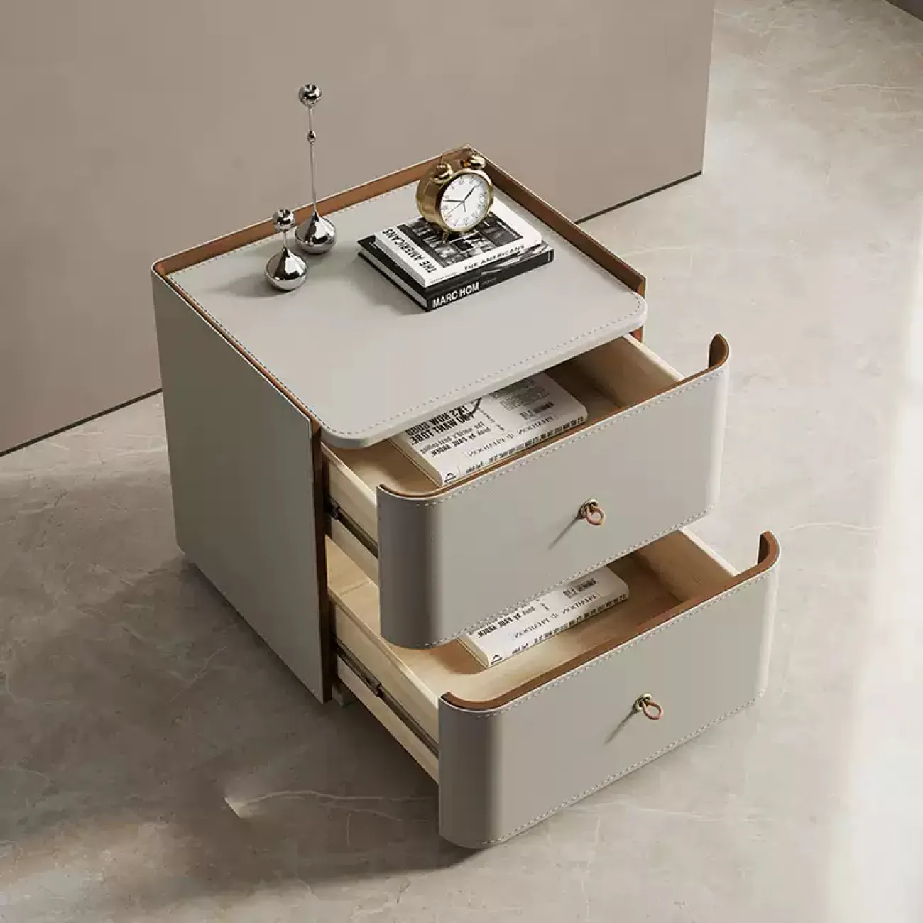 Классическая прикроватная тумба Carat с кожаной обивкой KD40300-32 Классическая прикроватная тумба Carat с кожаной обивкой KD40300-32