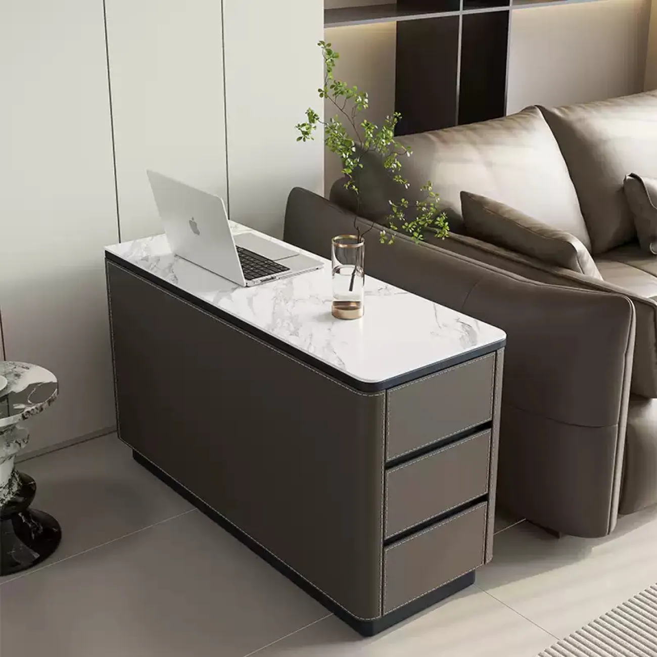 Удобный боковой комод Carat с кожаной обивкой KD40305-32