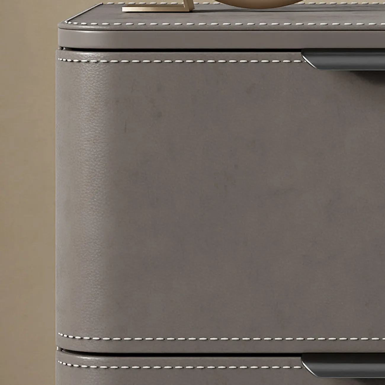 Классическая прикроватная тумба Carat с кожаной обивкой KD40314-32