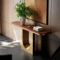 Элегантный пристенный столик Mobeier от LaLume с столешницей из ореха PS40324-32