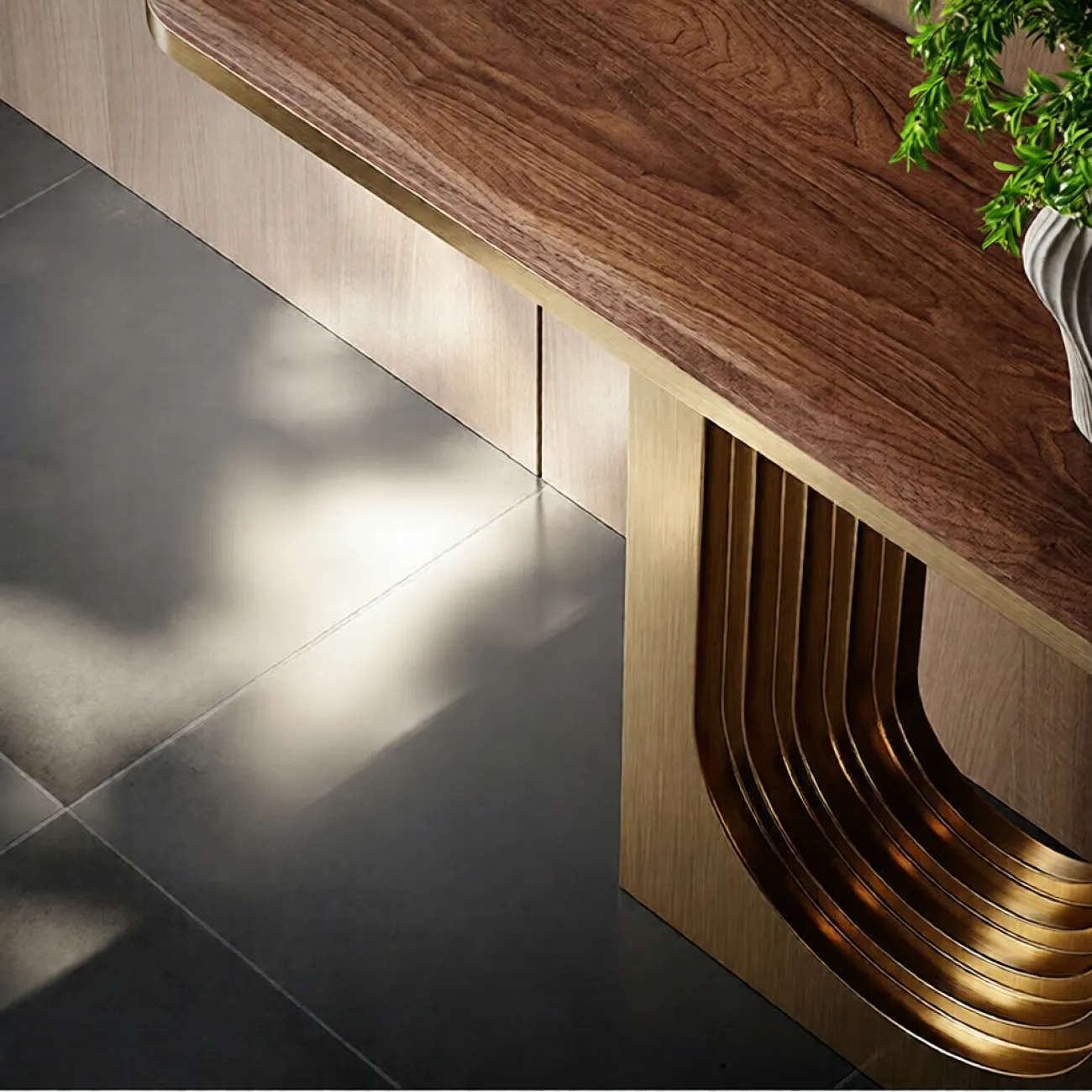 Элегантный пристенный столик Mobeier от LaLume с столешницей из ореха PS40324-32 Элегантный пристенный столик Mobeier от LaLume с столешницей из ореха PS40324-32