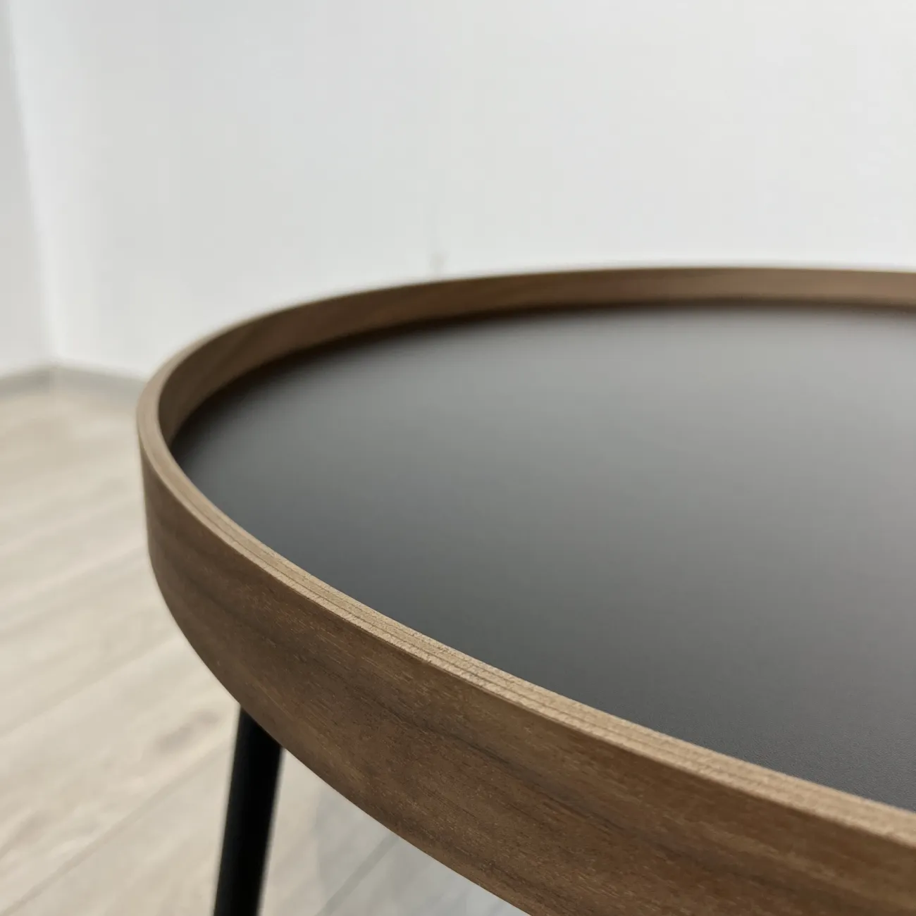 Дизайнерский журнальный столик LaLume-AP00263