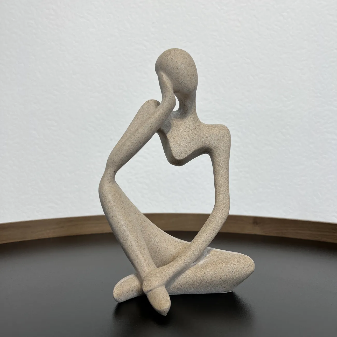 Статуэтка мыслителя в стиле минимализм LaLume DK21029-23