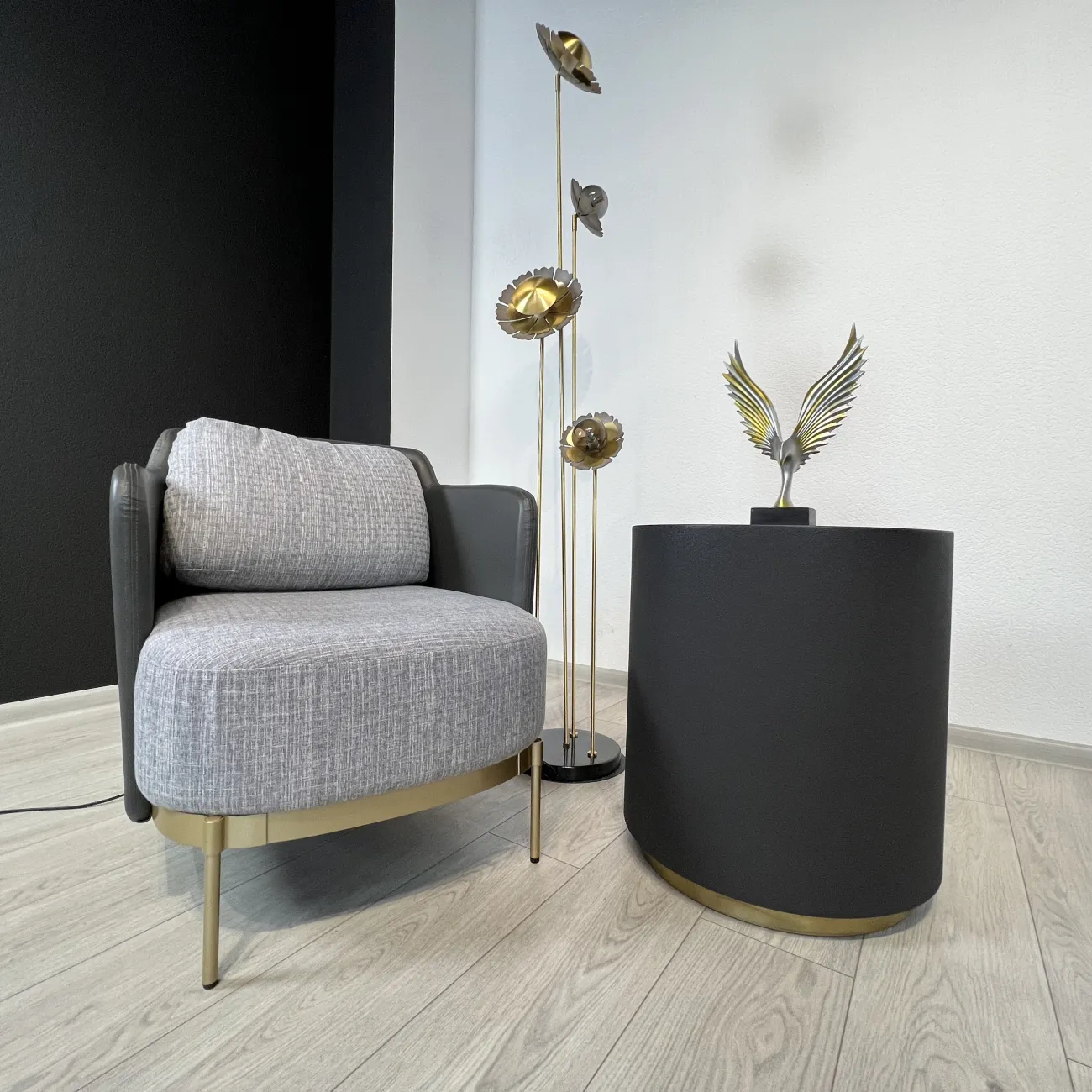 Дизайнерский журнальный столик LaLume-AP00265