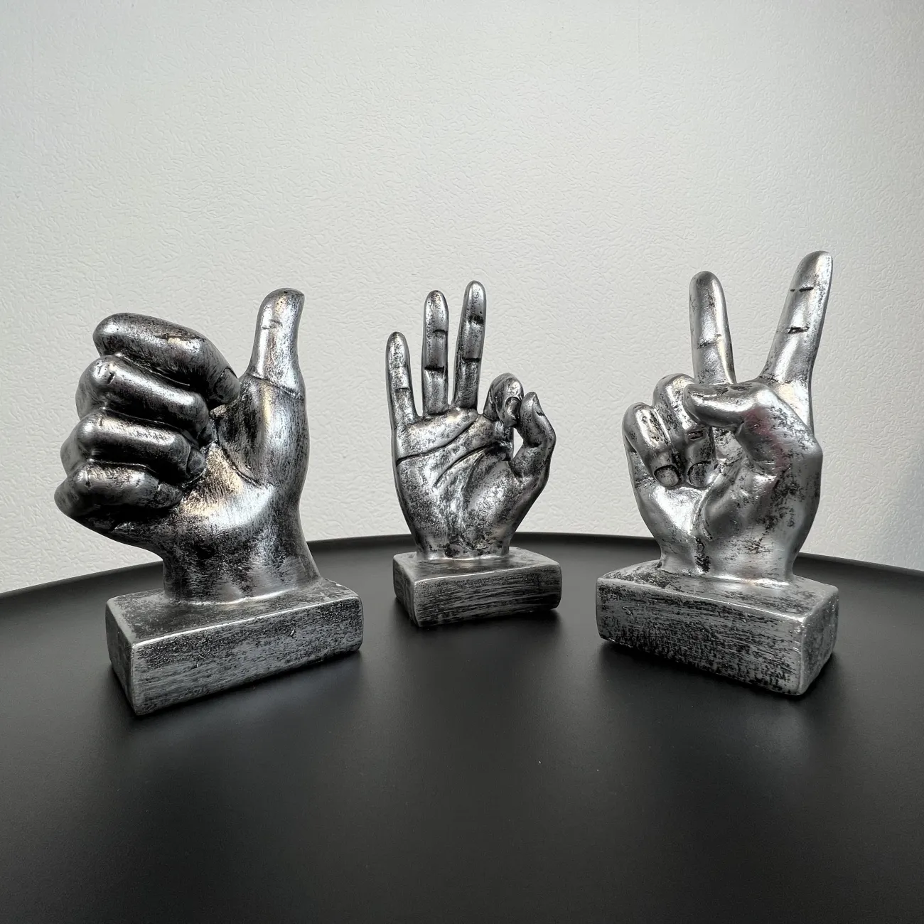 Украшение в форме различных жестов LaLume DK21035-23