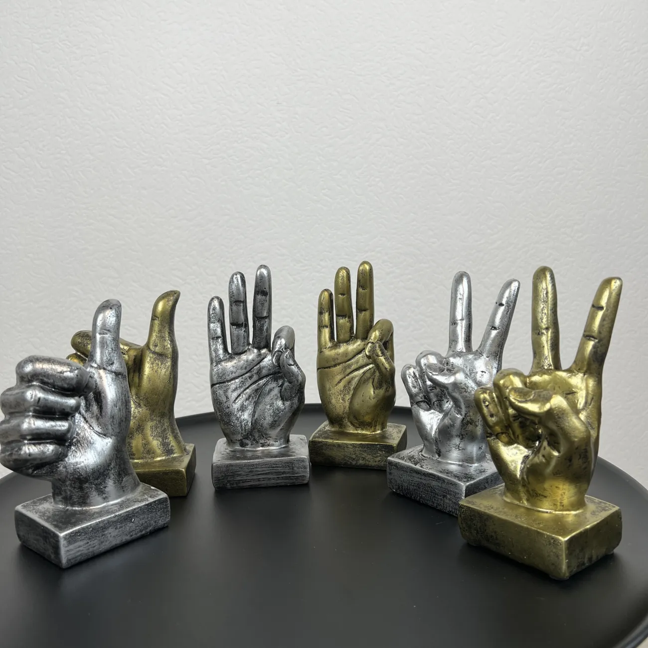 Украшение в форме различных жестов LaLume DK21035-23