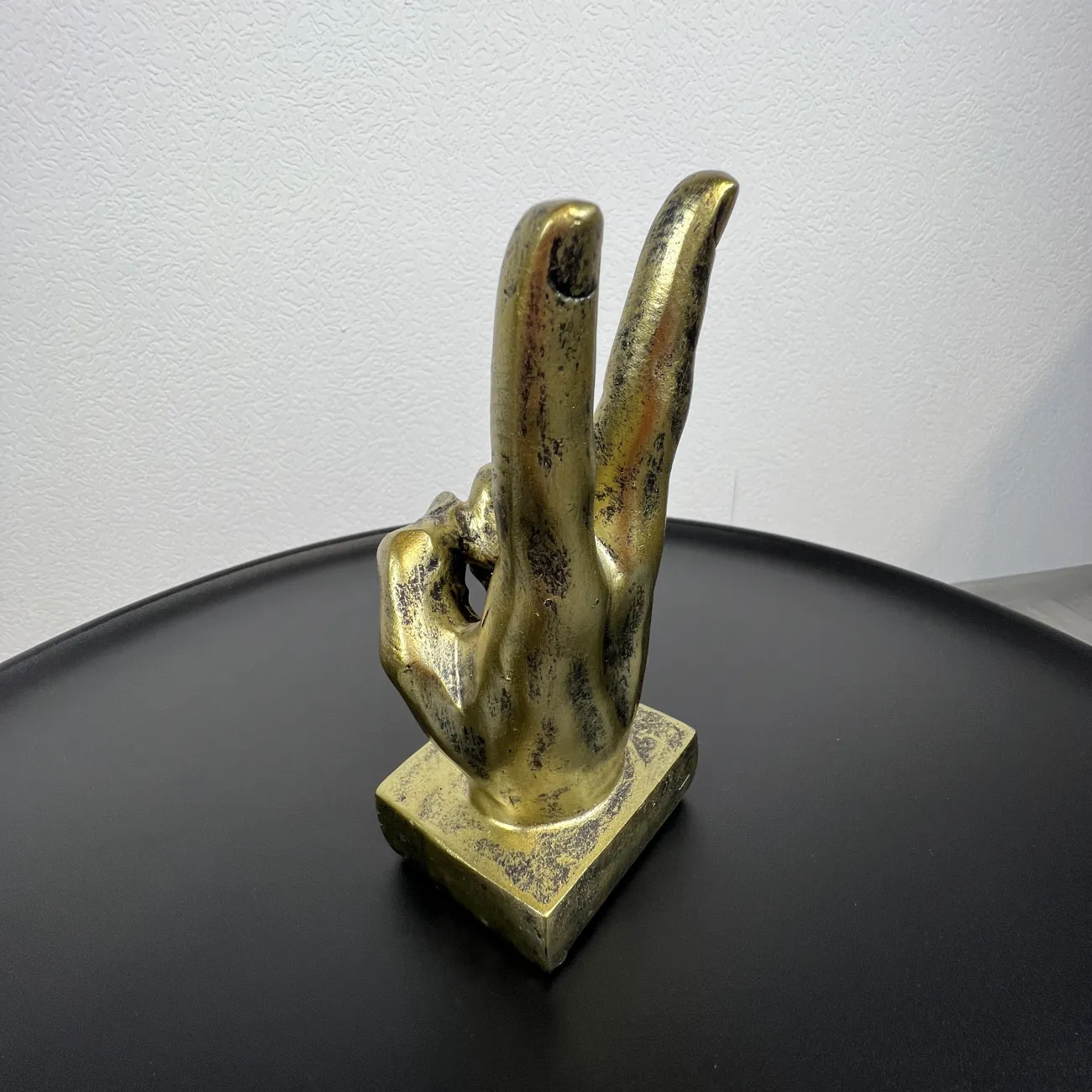 Украшение в форме различных жестов LaLume DK21035-23