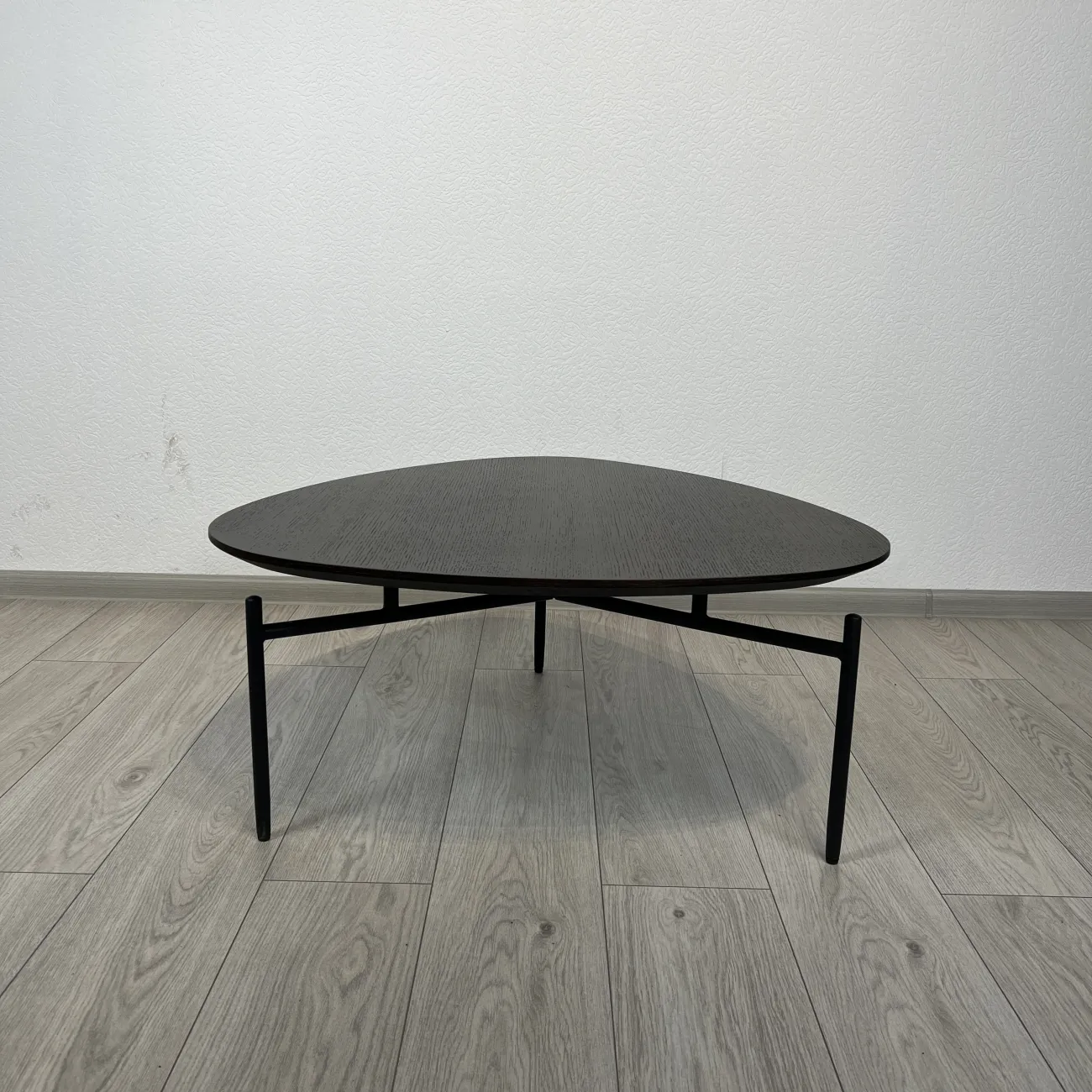 Дизайнерский комплект из журнальных столиков - LaLume-AP00351 Дизайнерский комплект из журнальных столиков - LaLume-AP00351