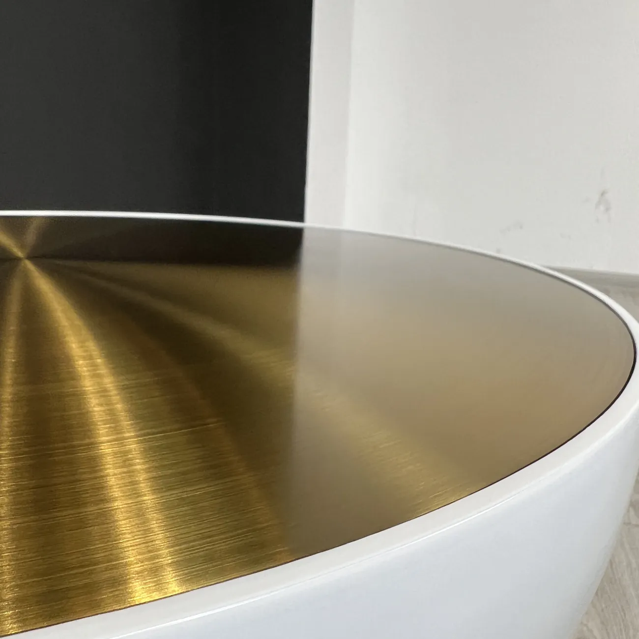 Дизайнерский журнальный столик - LaLume-AP00343