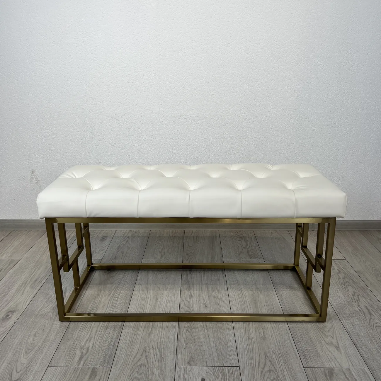 Банкетка молочная из эко-кожи B36811 от LaLume