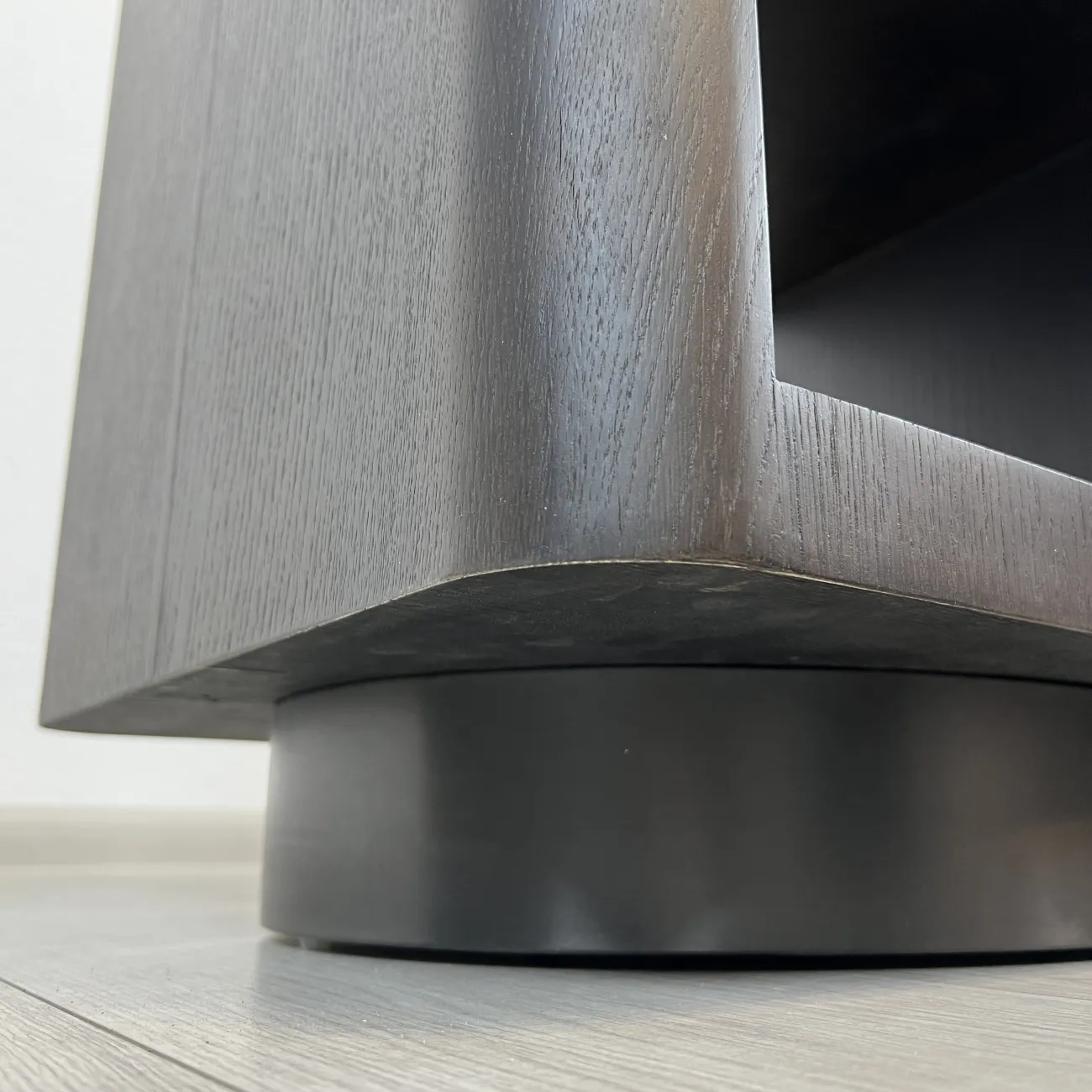 Дизайнерская прикроватная тумба без ящиков LaLume-TT00118 Дизайнерская прикроватная тумба без ящиков LaLume-TT00118