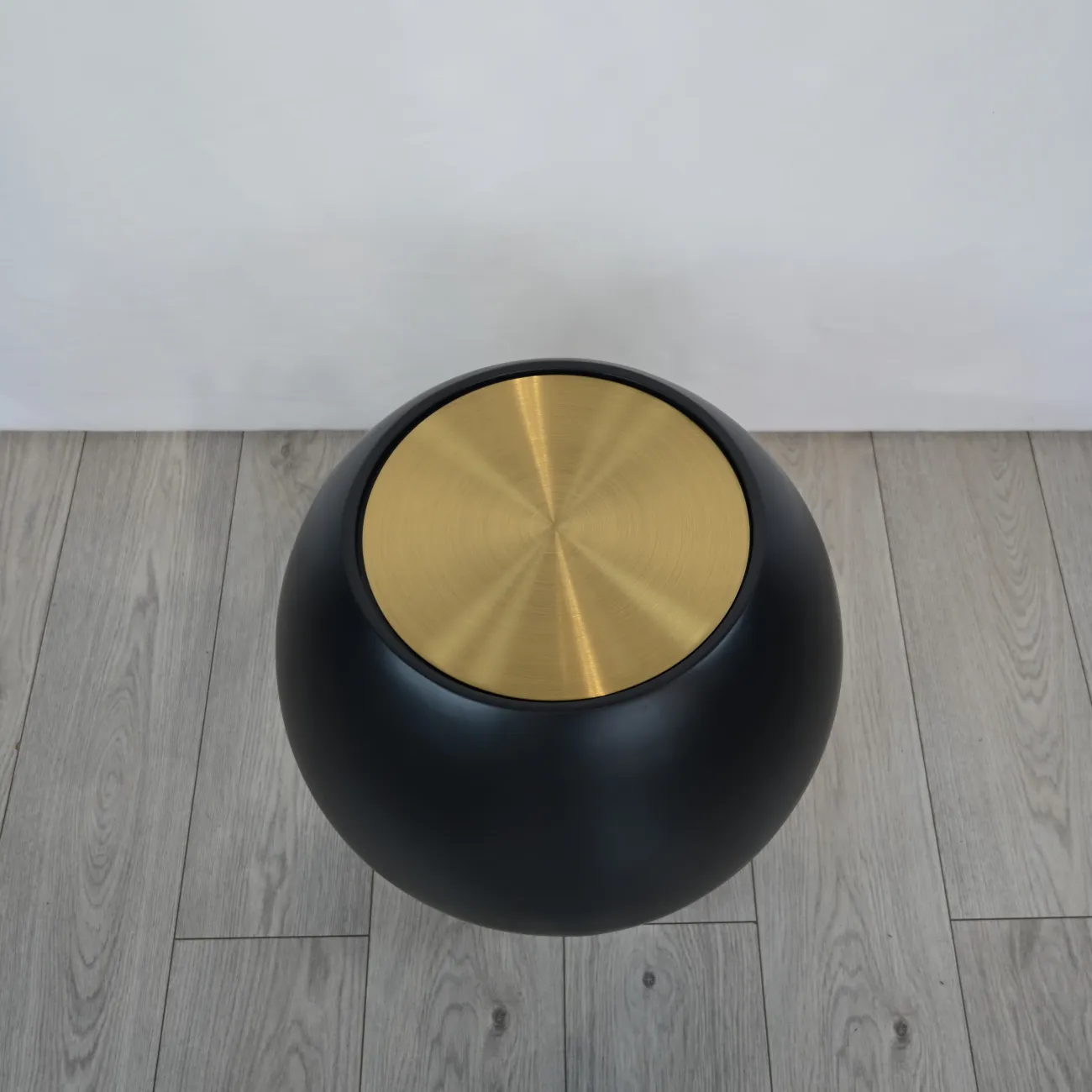 Дизайнерский журнальный столик - LaLume-AP00343