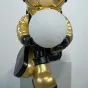 Скульптура астронавт с луной в руках  LaLume DK36807-23