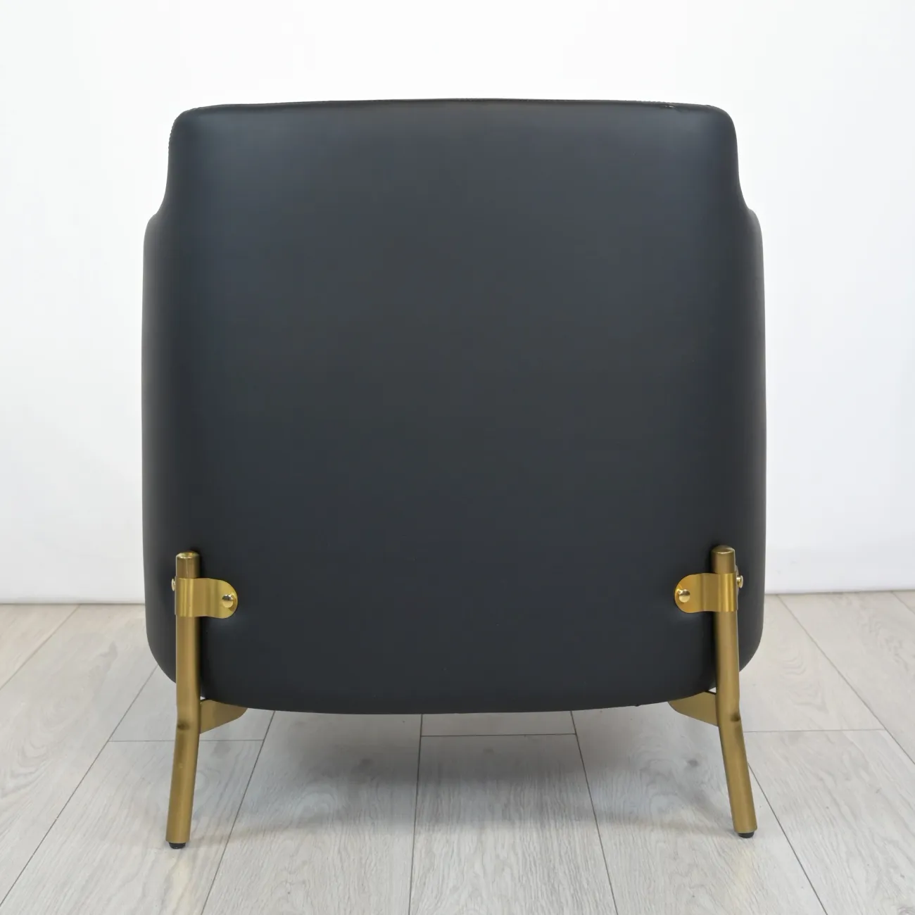 Дизайнерское тканевое кресло LaLume DK100247-23 Дизайнерское тканевое кресло LaLume DK100247-23