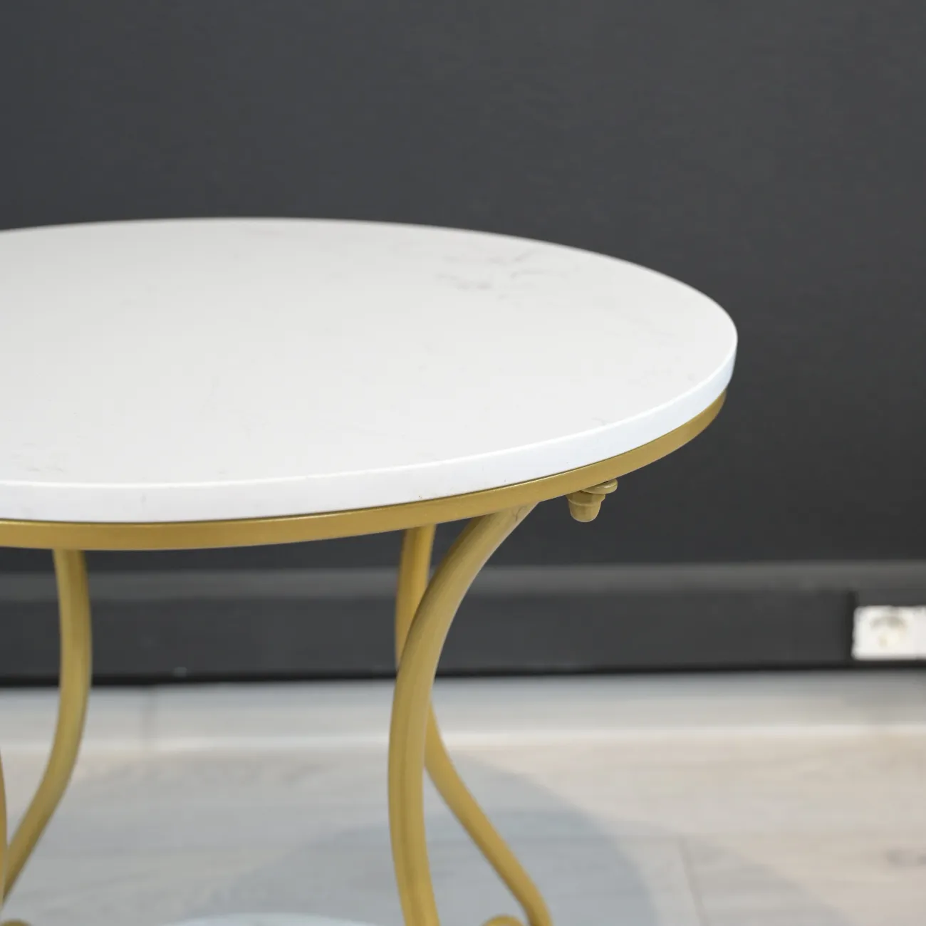 Дизайнерский журнальный столик LaLume-AP00158