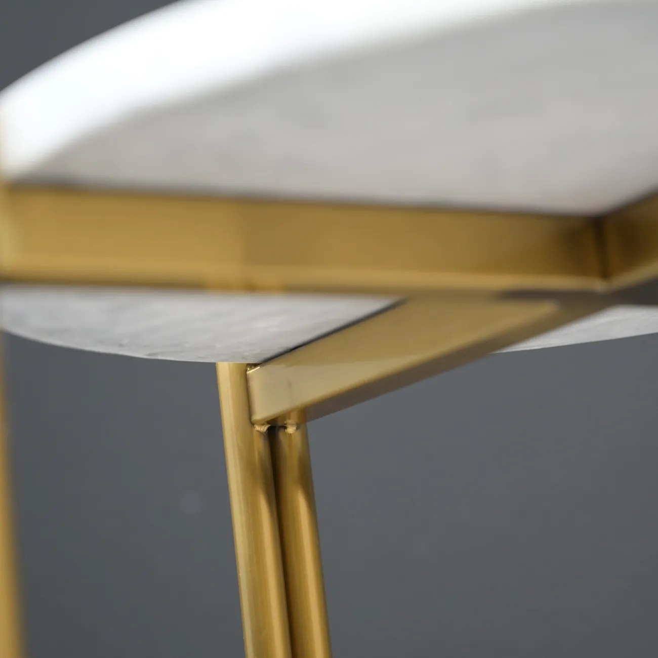 Стильный журнальный столик - LaLume-AP00269