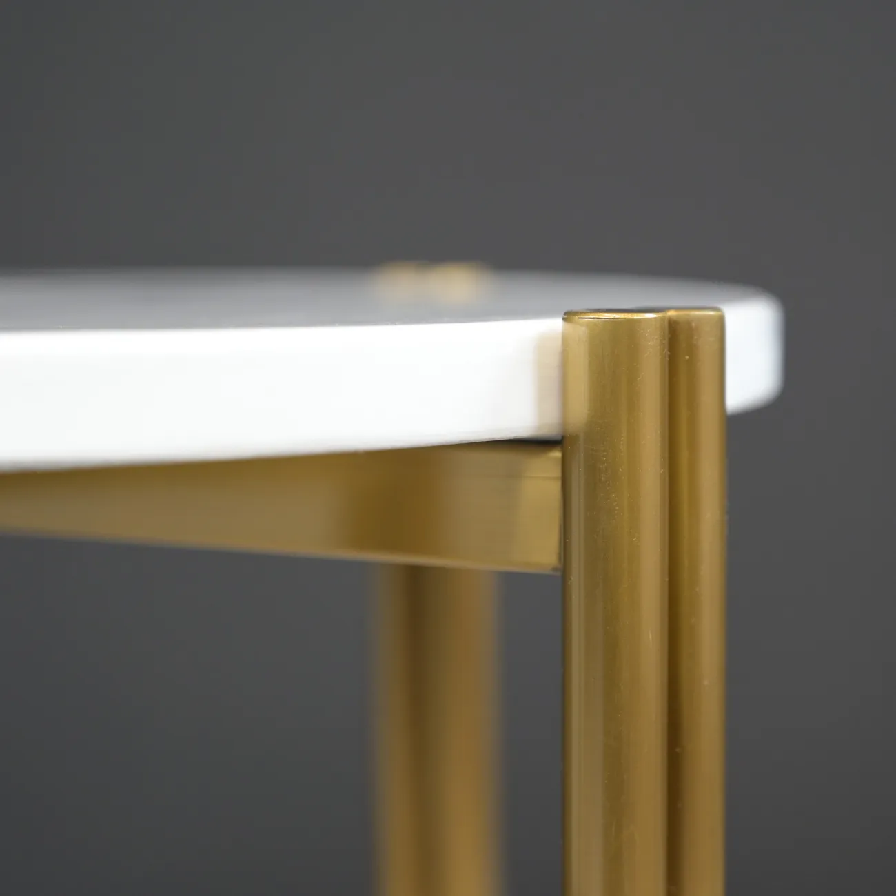 Стильный журнальный столик - LaLume-AP00269