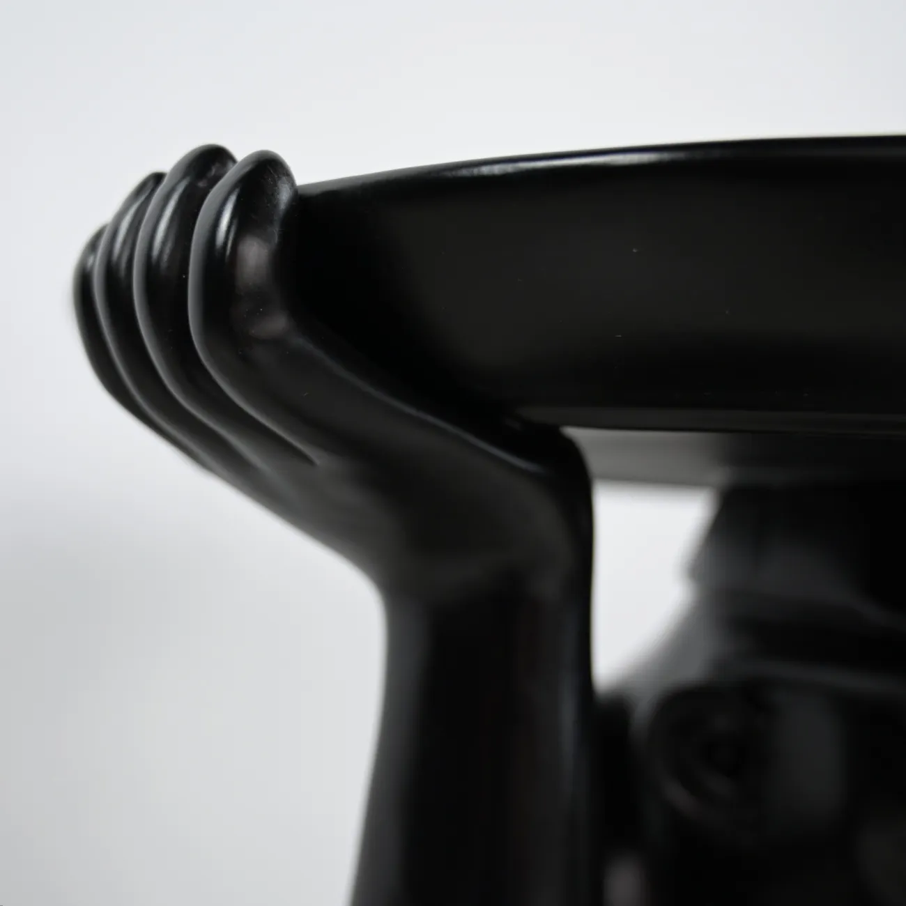 Приставной стол Smoking Chimpanzee от LaLume