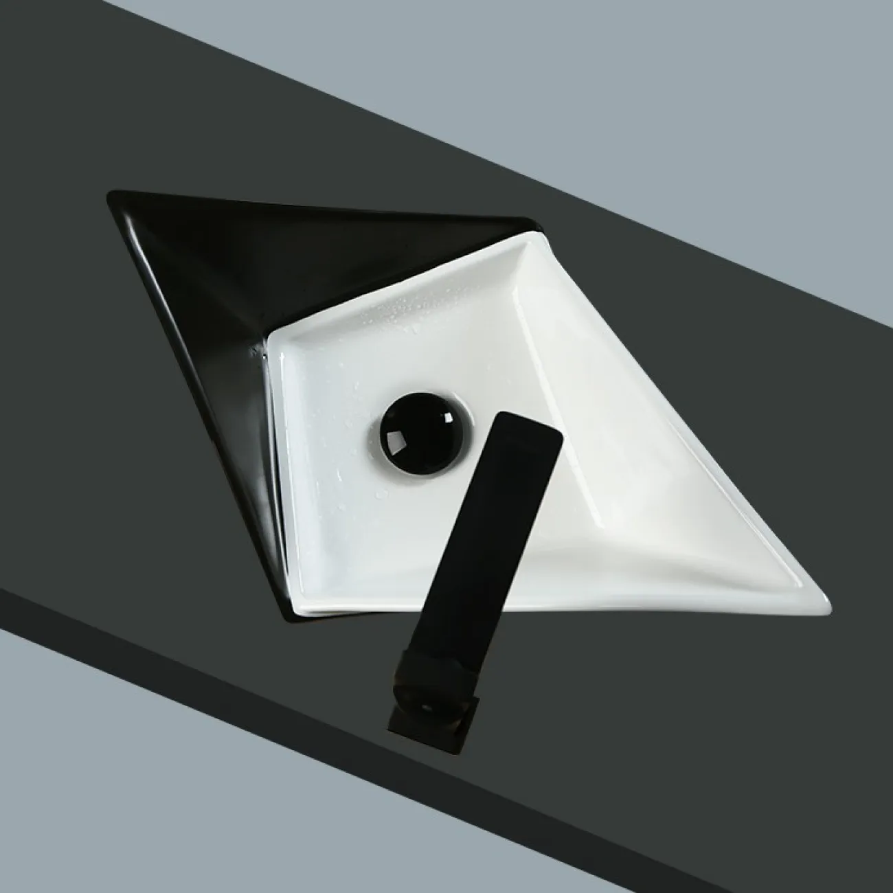 Керамический креативный умывальник  для ванной комнаты LaLume MB20658-23