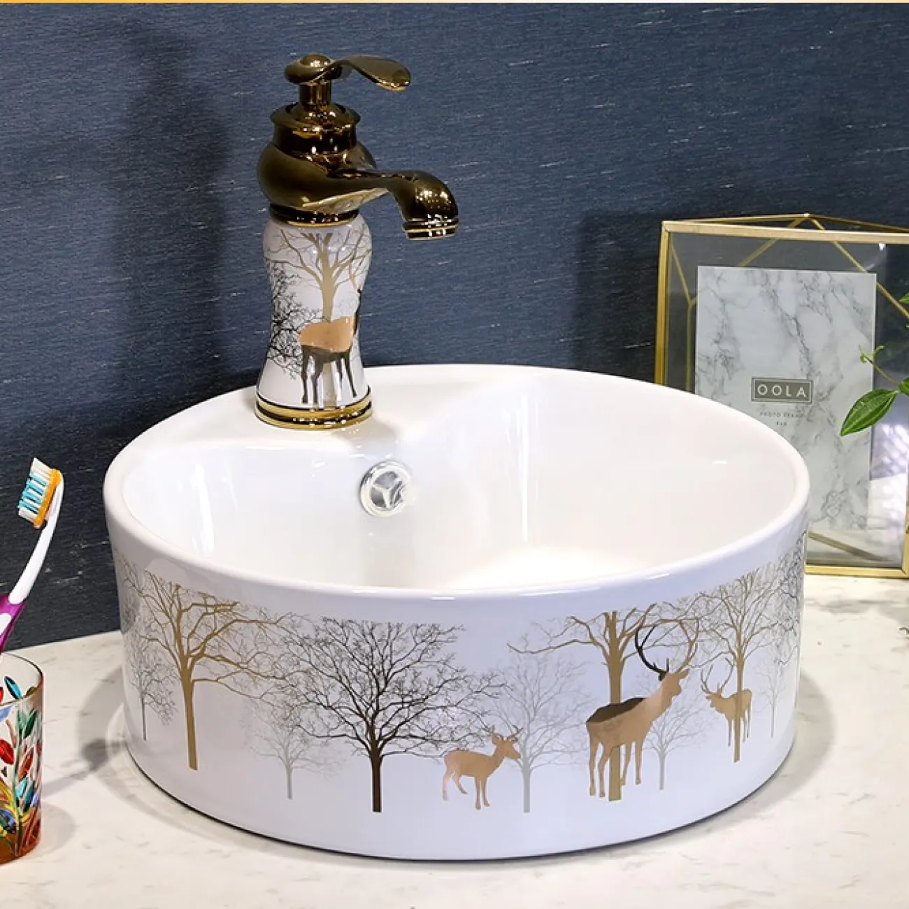 Керамический белый умывальник для ванной комнаты LaLume MB20685-23 Керамический белый умывальник для ванной комнаты LaLume MB20685-23