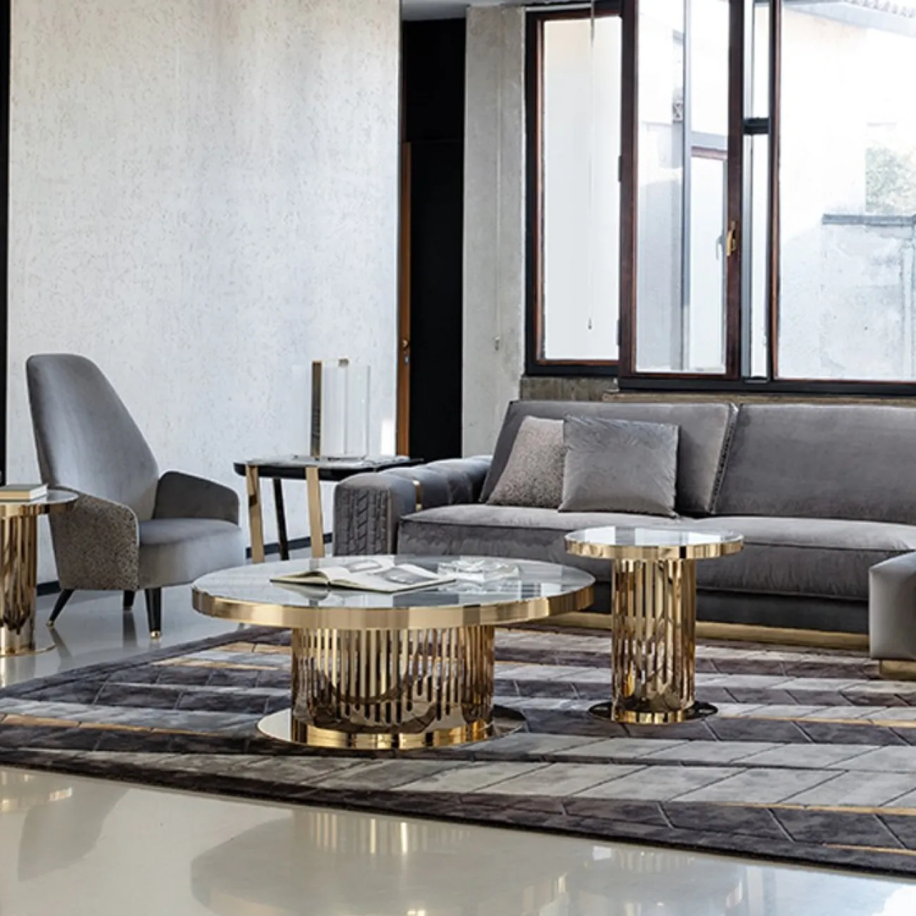 Круглый журнальный столик для гостиной LaLume MB20688-23 Круглый журнальный столик для гостиной LaLume MB20688-23