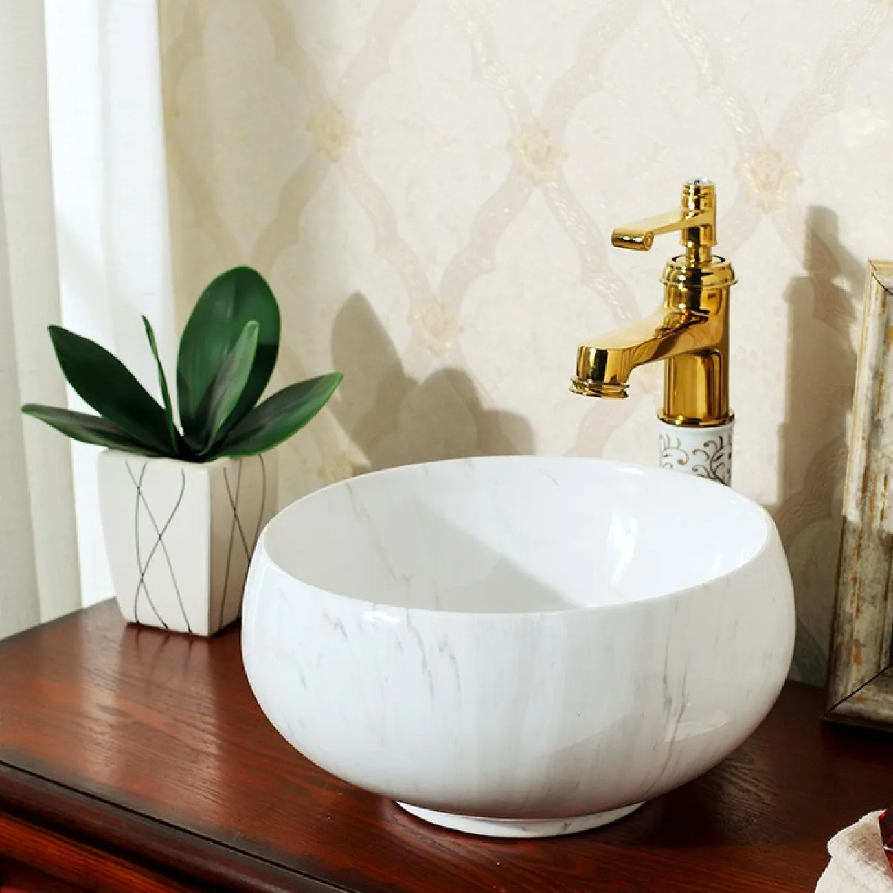 Керамический белый умывальник для ванной комнаты LaLume MB20689-23